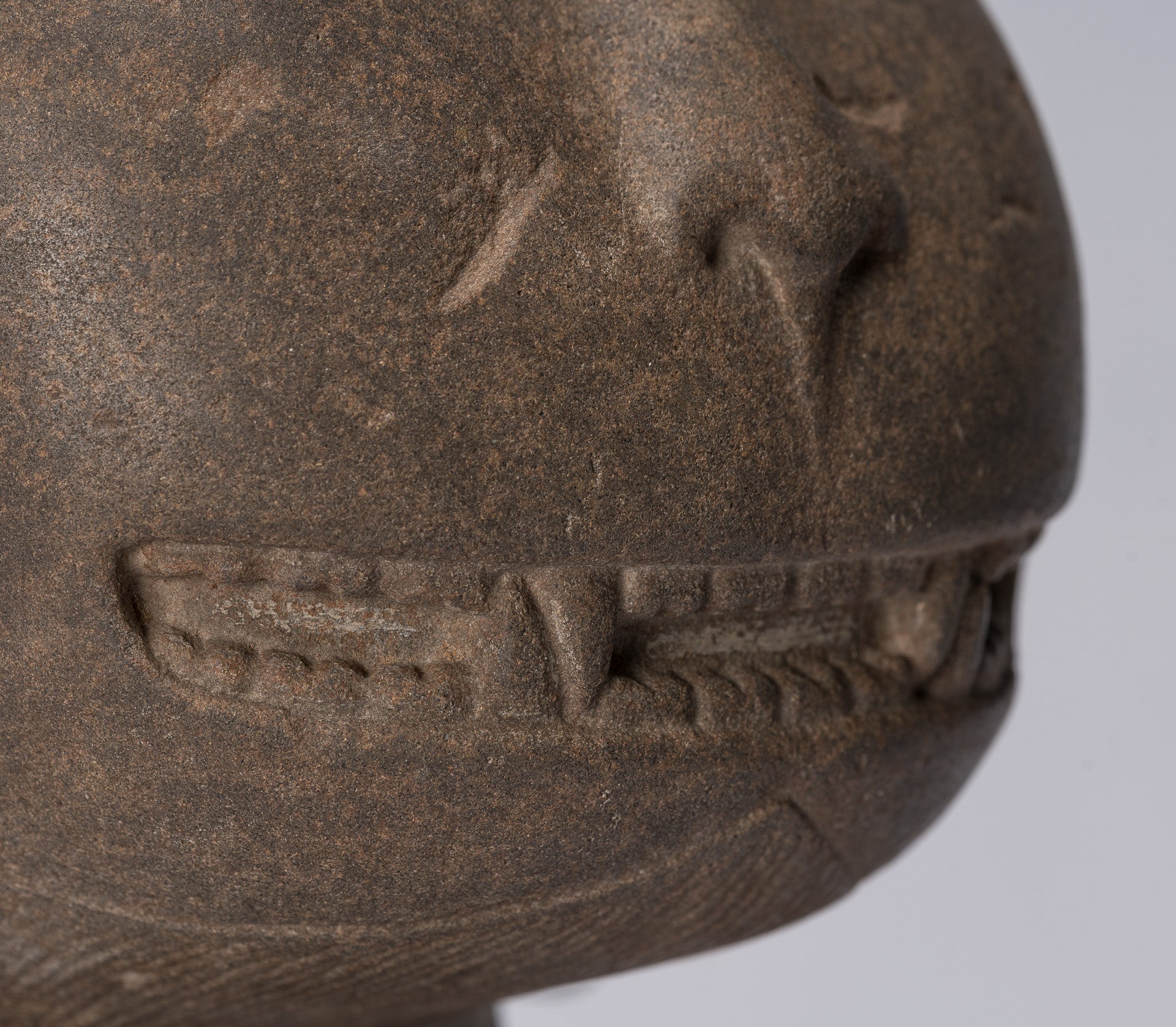 Antique JMER Style Stone Banteay Srei Hindu God Statue Hanuman - 56cm/22 "de alto