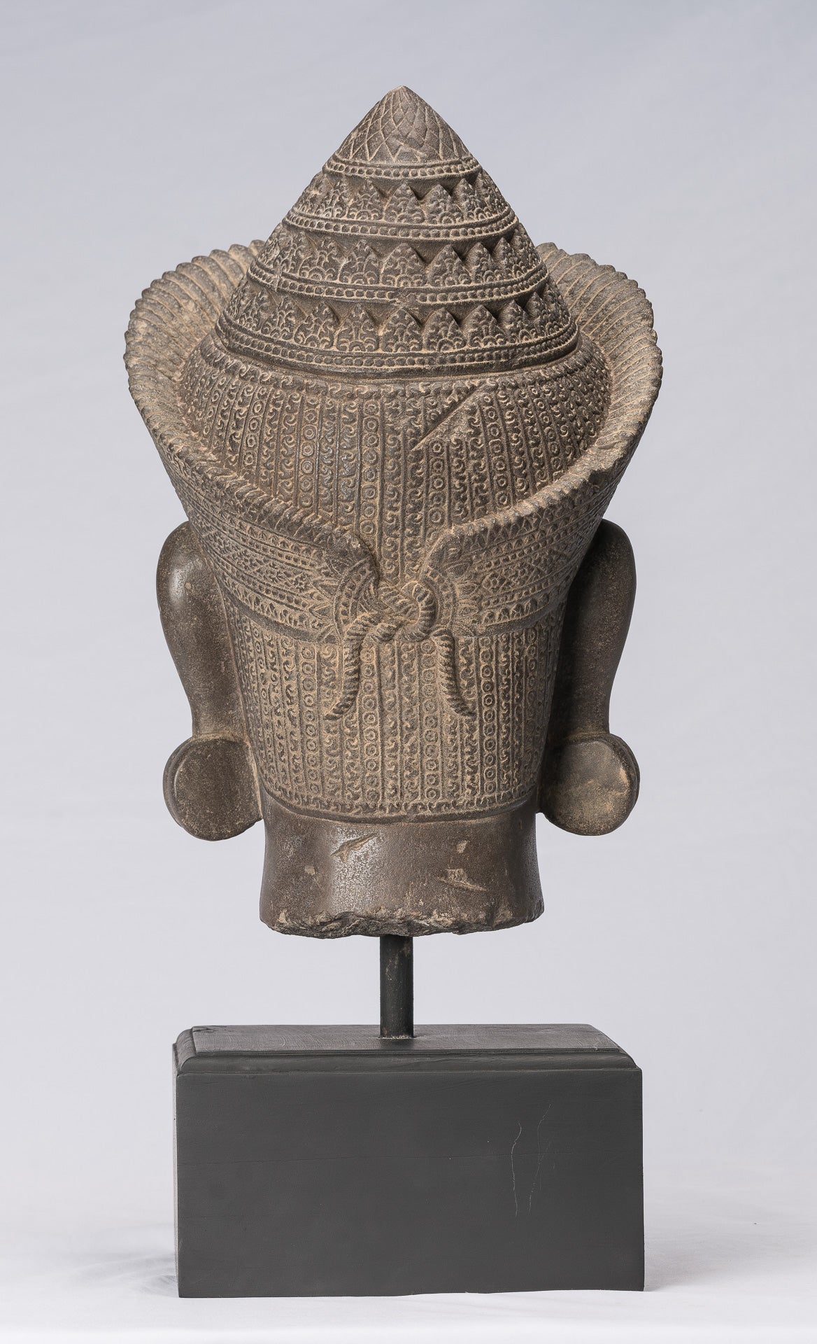 Garuda Statue-Antique Banteay Srei Style Stone Khmer Garuda Vishnu Statue-56cm/22 "