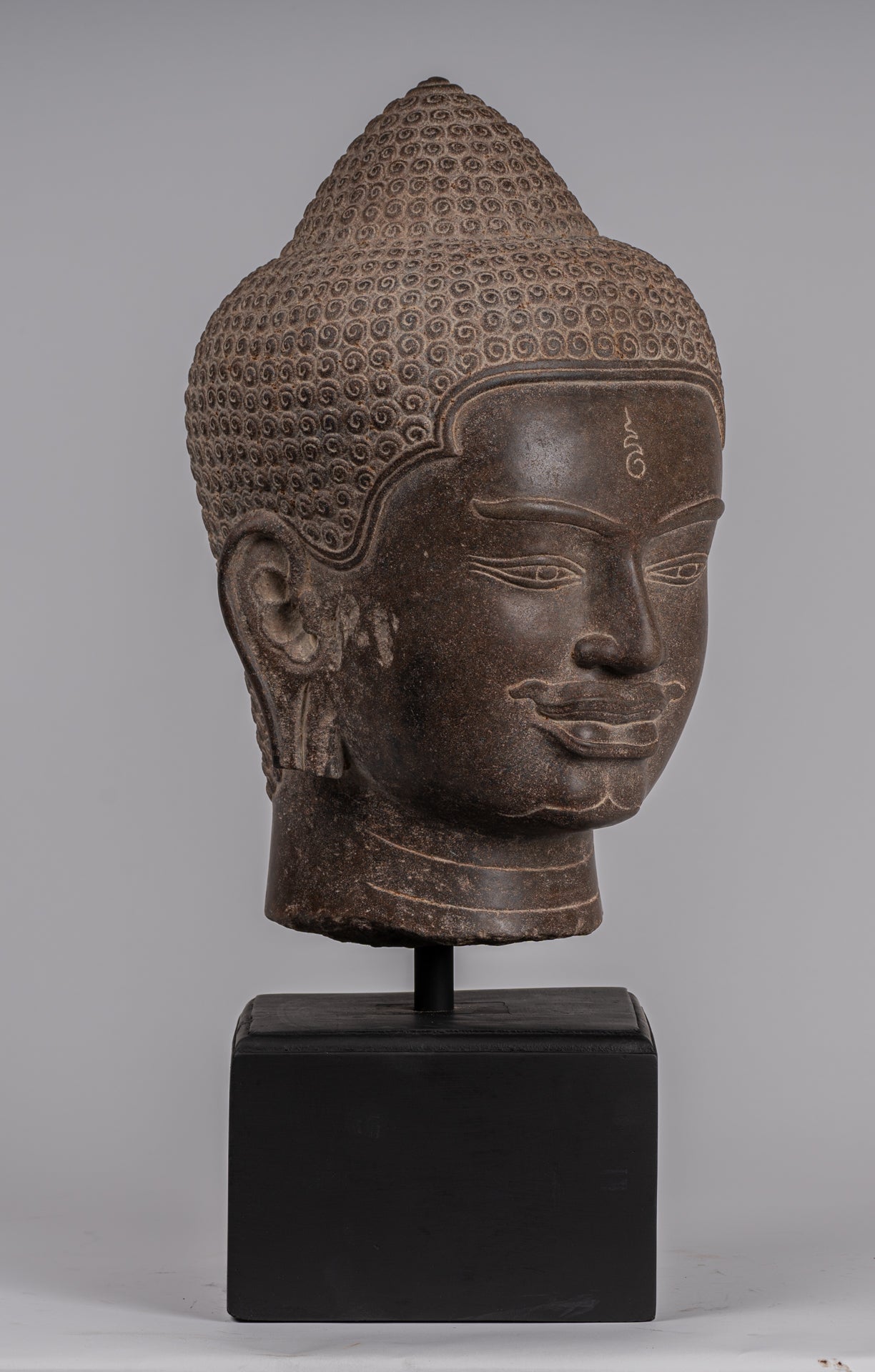 Statue Shiva - Antique Khmer Style Brown Stone Shiva Head Statue - The Destroyer - 52cm/21 "