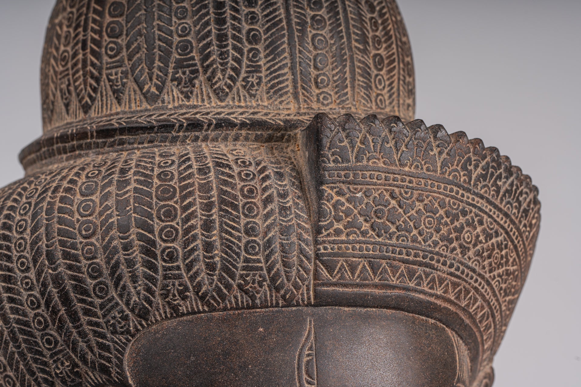 Statue Ardhanarishvara - Antique Baphuon Style Khmer Sandstone in piedi Shiva Parvati Statue - 57cm/23 "