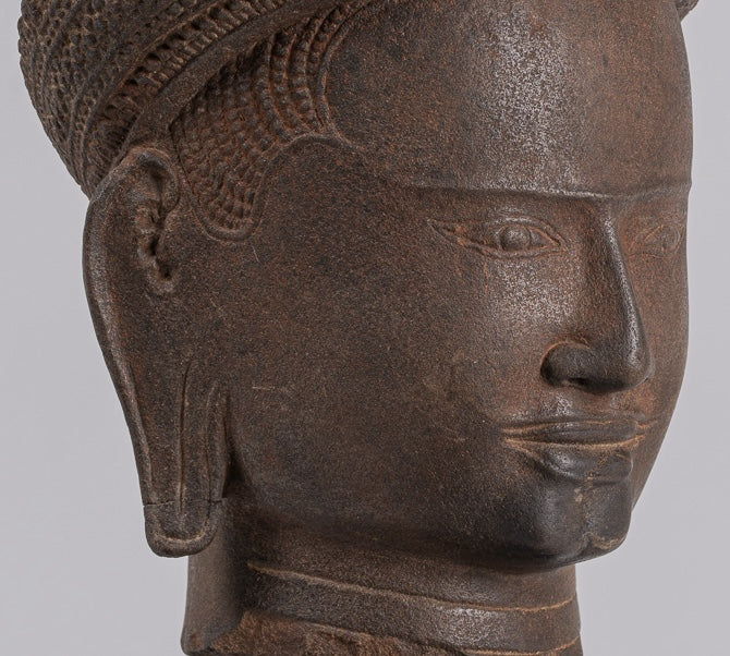 Vishnu Statue - Antique Koh Ker Style Stone Mounted Khmer Vishnu Head - 44cm / 18"