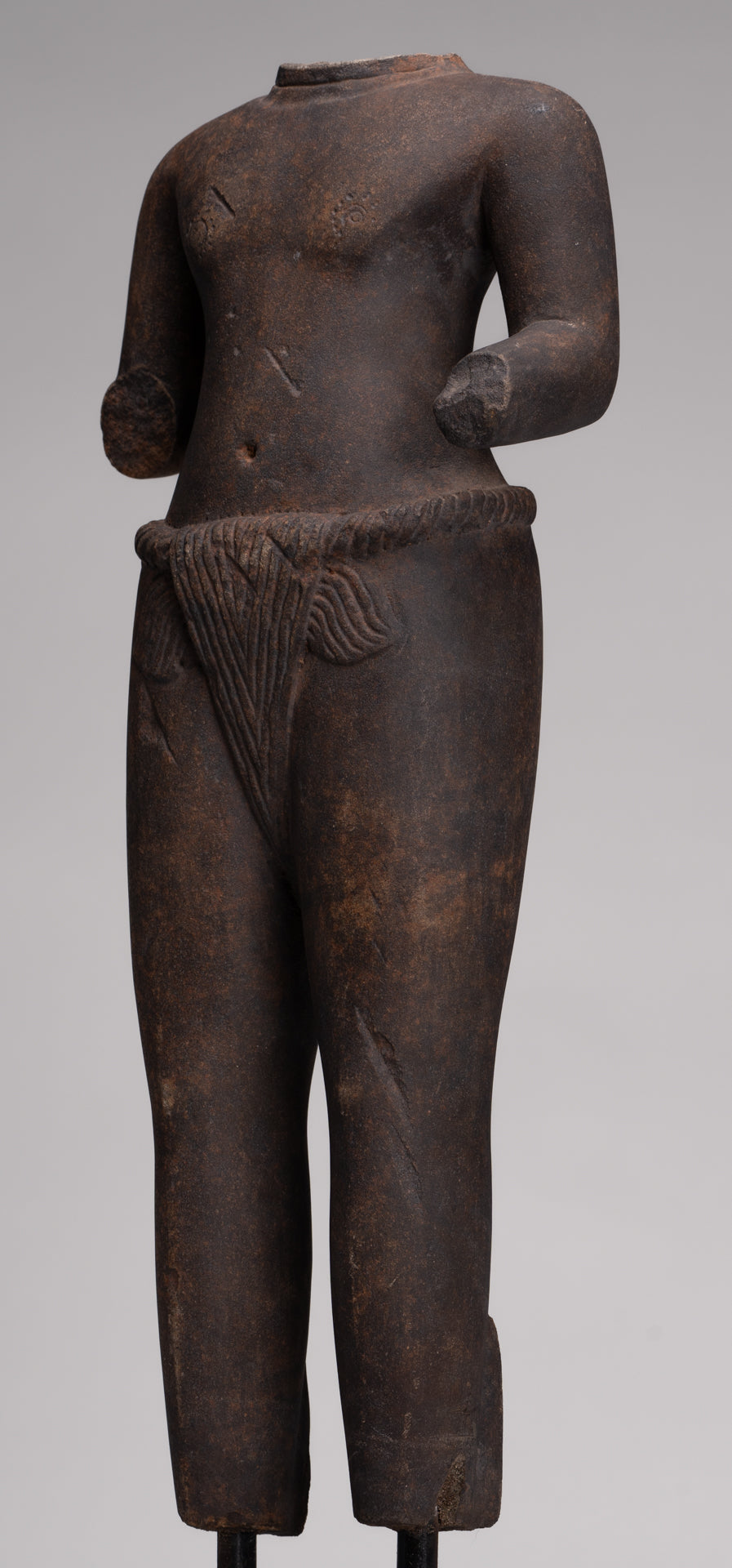 Male Statue - Antique Stone 8th Century Phnom Da Style Male Deity Torso (probably Vishnu) - 54cm / 22"