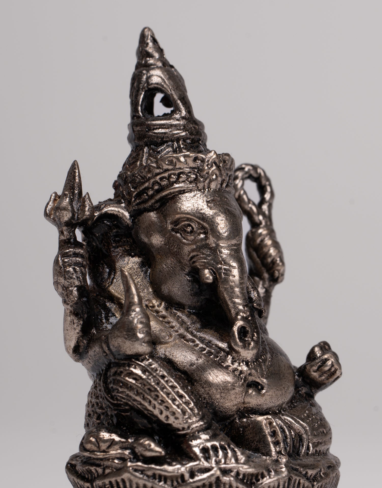 Ganesha Statue - Antique Thai Style Bronze Seated Silver Ganesha Statue - 8.5cm/3"
