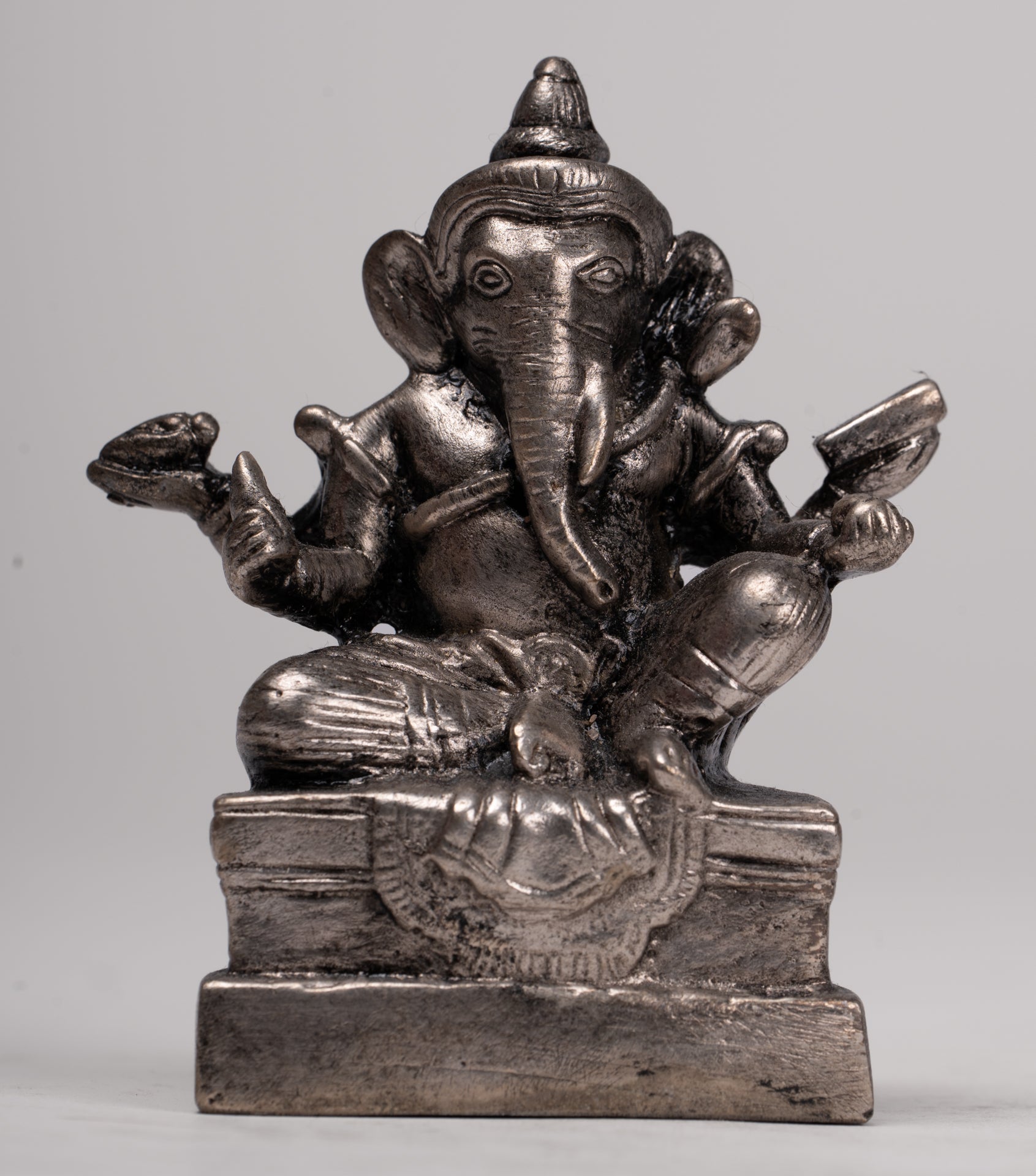 Ganesha Statue - Antique Thai Style Bronze Seated Silver Ganesha Statue - 9cm/4"