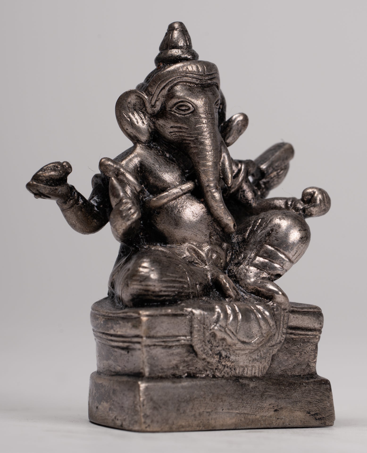Ganesha Statue - Antique Thai Style Bronze Seated Silver Ganesha Statue - 9cm/4"