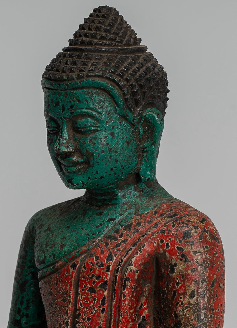 Statua di Buddha - Statua di Buddha illuminato in legno antico in stile Khmer del sud-est asiatico - 19 cm/8"