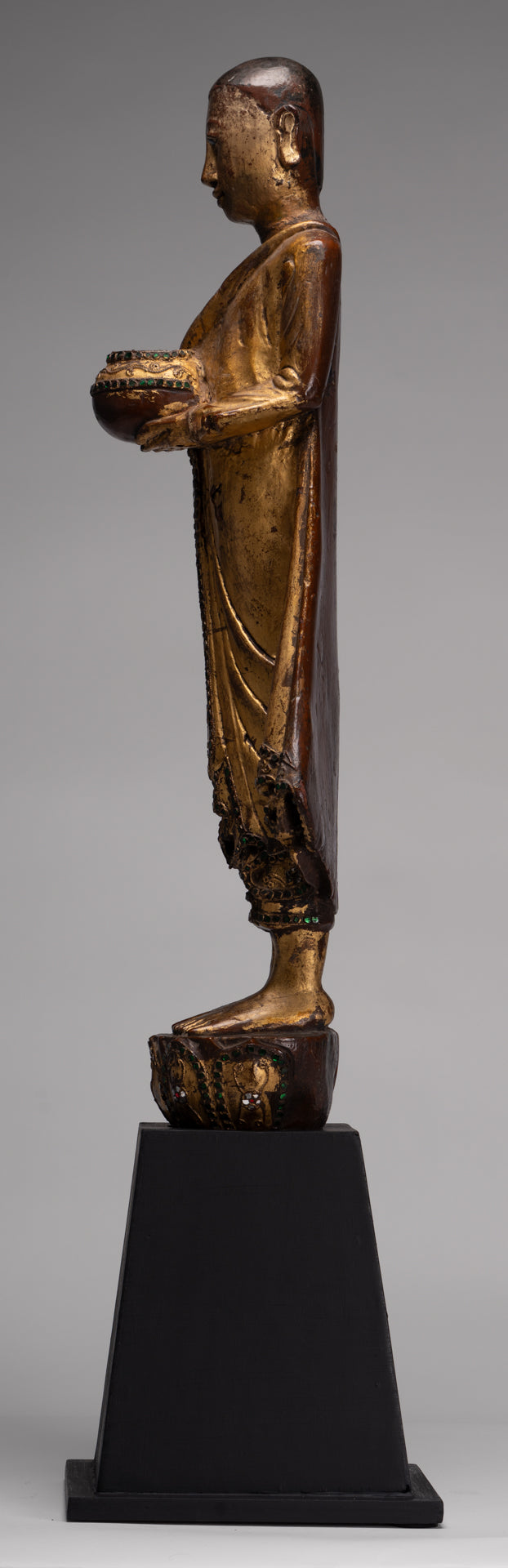 Antike birmanische Stehmandalay Mönch Statue - 90 cm/36 "