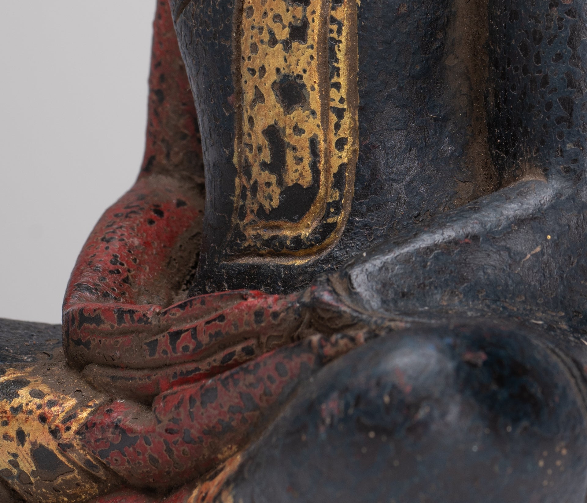 Buddha Sculpture - Antique Khmer Style Wood Seated Buddha Statue Dhyana Meditation Mudra - 21cm/8"