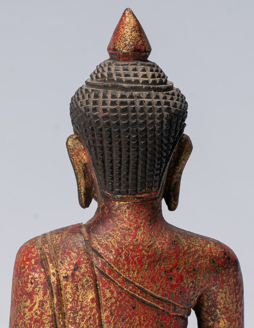 Statue de Bouddha - Statue de Bouddha des Lumières en bois assis de style khmer antique d'Asie du Sud-Est - 21 cm/8"