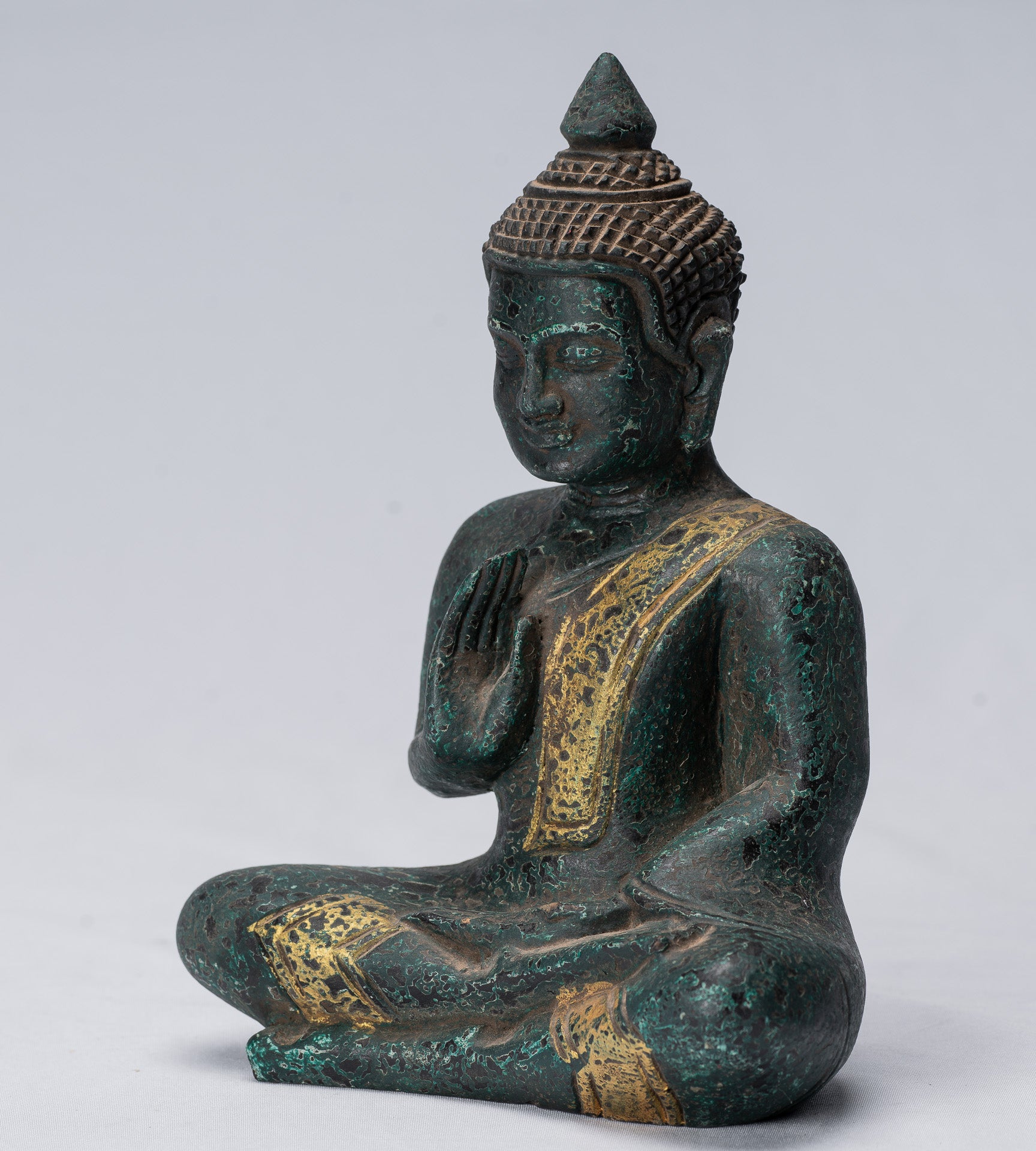Sculpture de Bouddha – Bouddha – Statue de Bouddha assis en bois de style khmer antique, enseignement Mudra – 20 cm