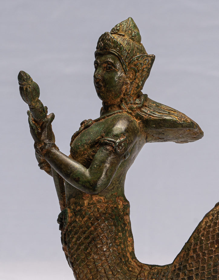 Statue de divinité féminine en bronze de style thaïlandais antique avec queue de Naga - 18 cm/7"