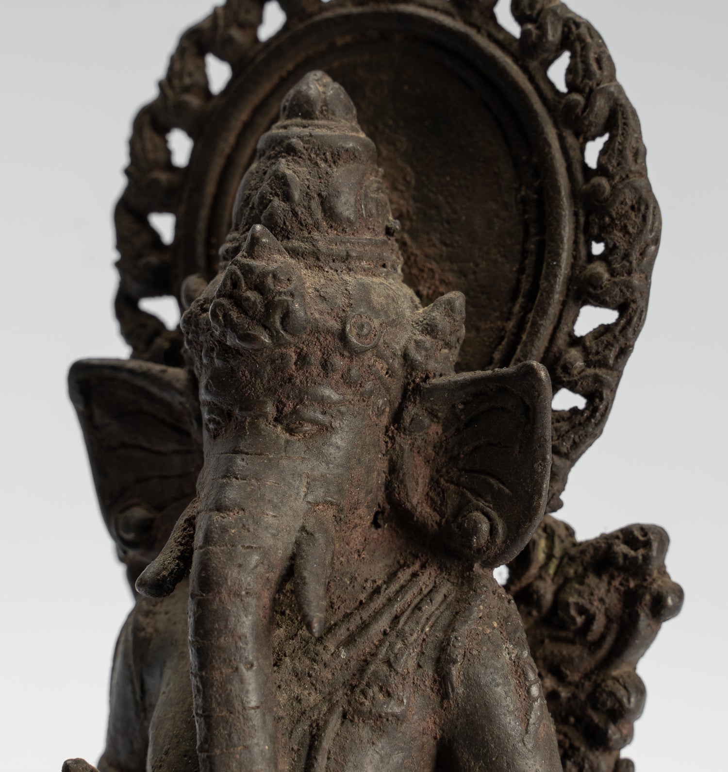 Statua Ganesha - Antique Statue Ganesha in stile giavanese in bronzo indonesiano - 18 cm/7 "