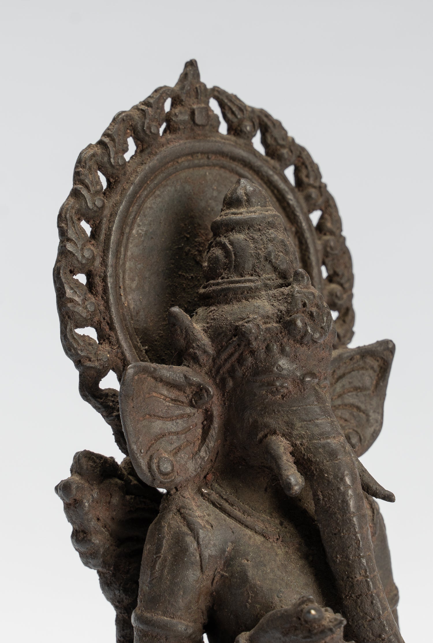 Statua Ganesha - Antique Statue Ganesha in stile giavanese in bronzo indonesiano - 18 cm/7 "
