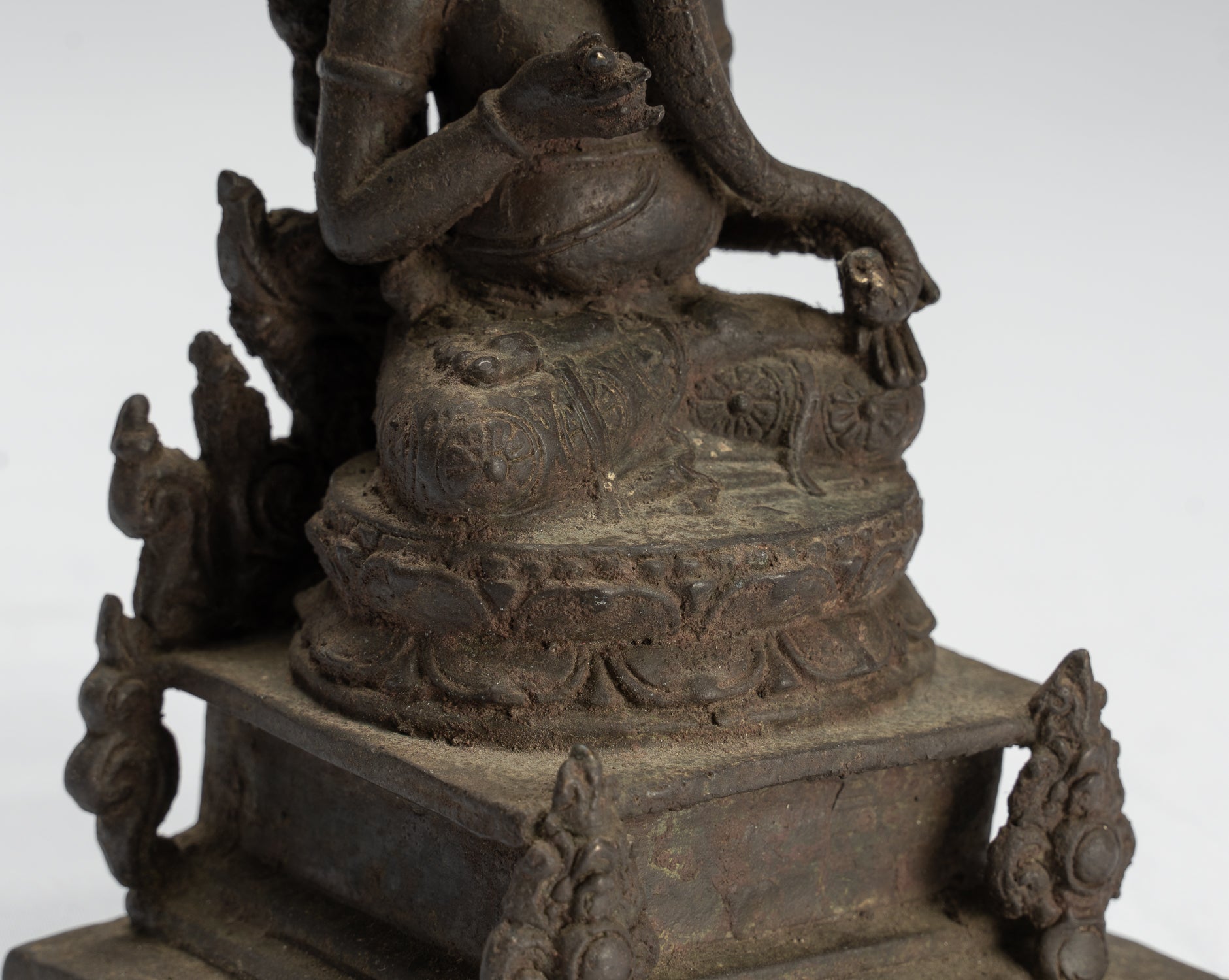 Statua Ganesha - Antique Statue Ganesha in stile giavanese in bronzo indonesiano - 18 cm/7 "