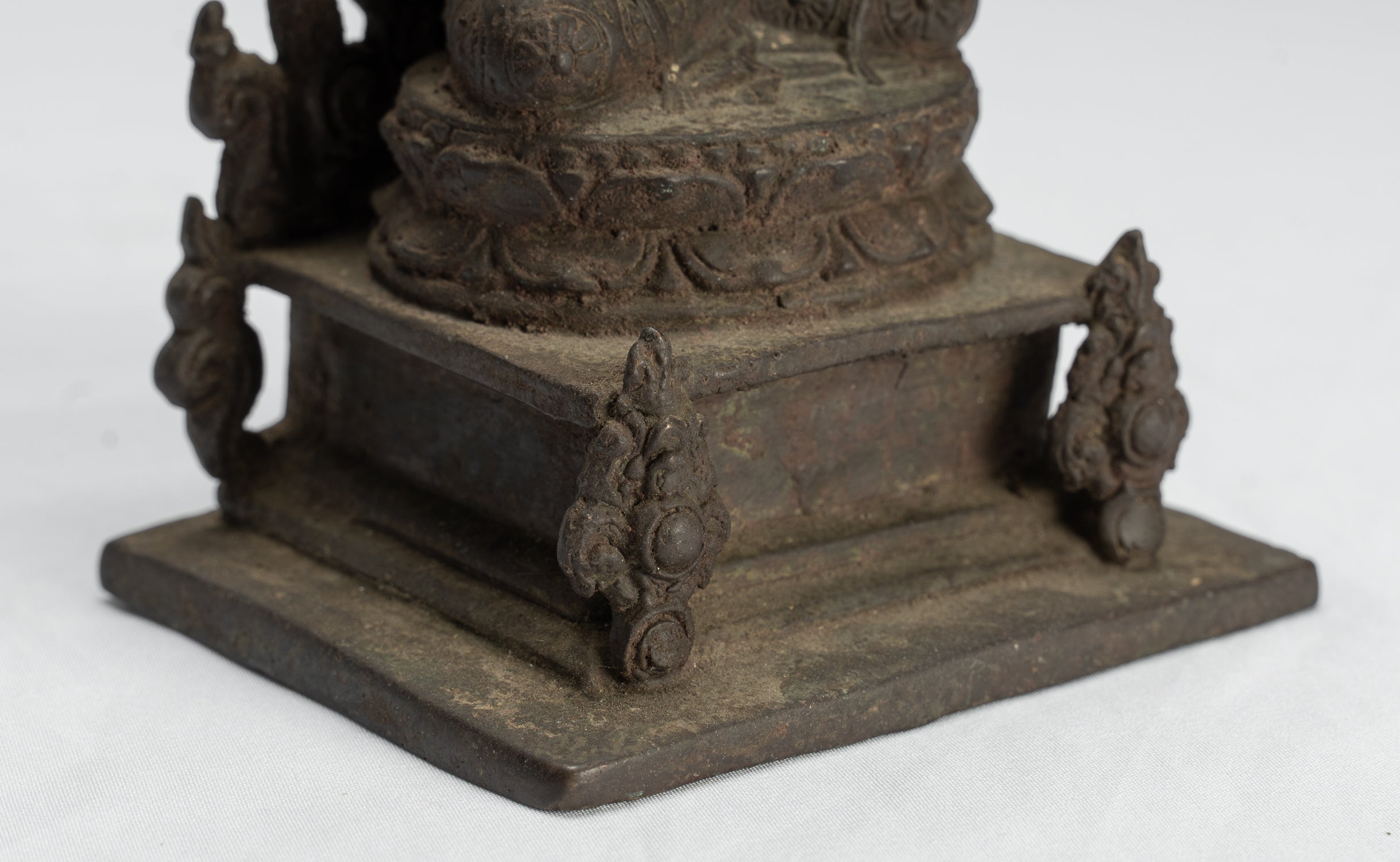 Statua Ganesha - Antique Statue Ganesha in stile giavanese in bronzo indonesiano - 18 cm/7 "