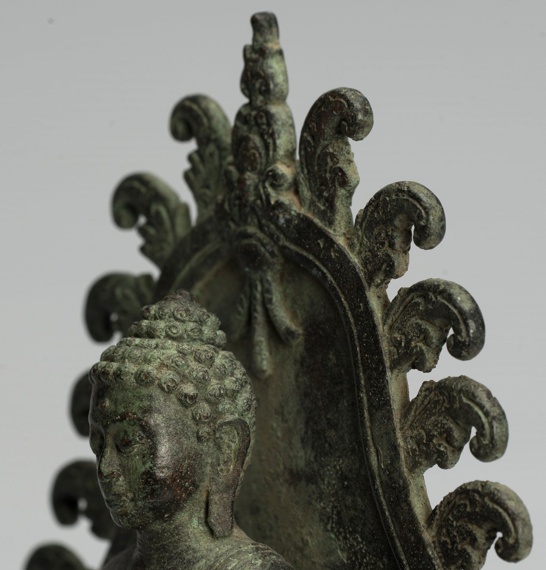 Estatua de Buda - Estilo indonesio antiguo de bronce sentado Javanés Buda - 25 cm/10 "