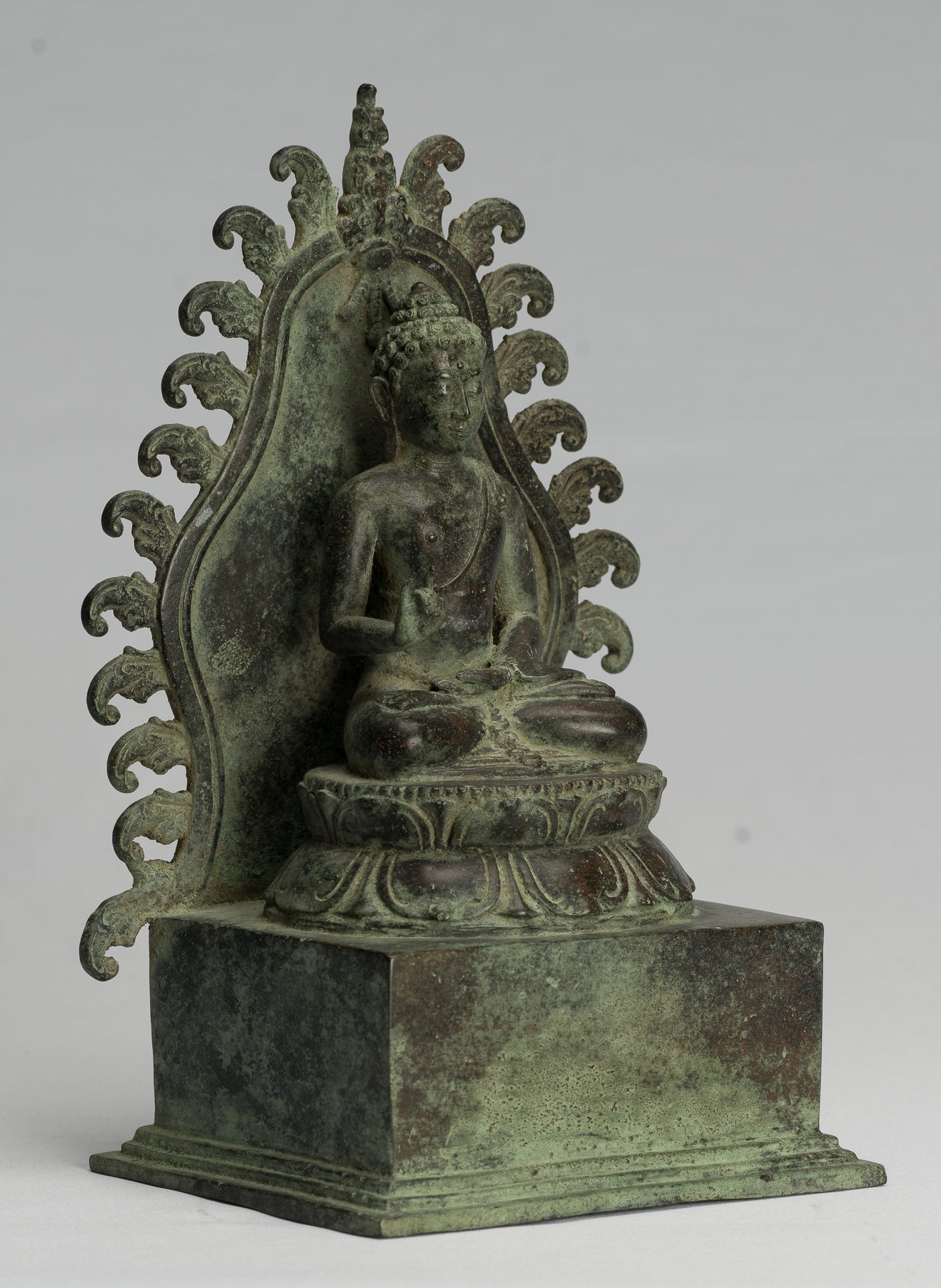 Estatua de Buda - Estilo indonesio antiguo de bronce sentado Javanés Buda - 25 cm/10 "