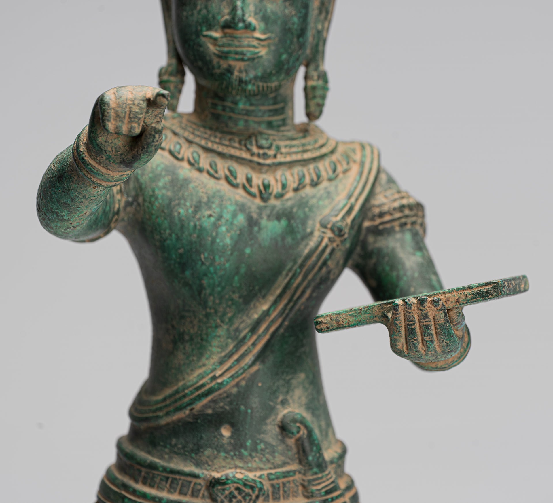 Antique Khmer Style Bronze Angkor Wat Style Estatua Vishnu - 53cm/21 "