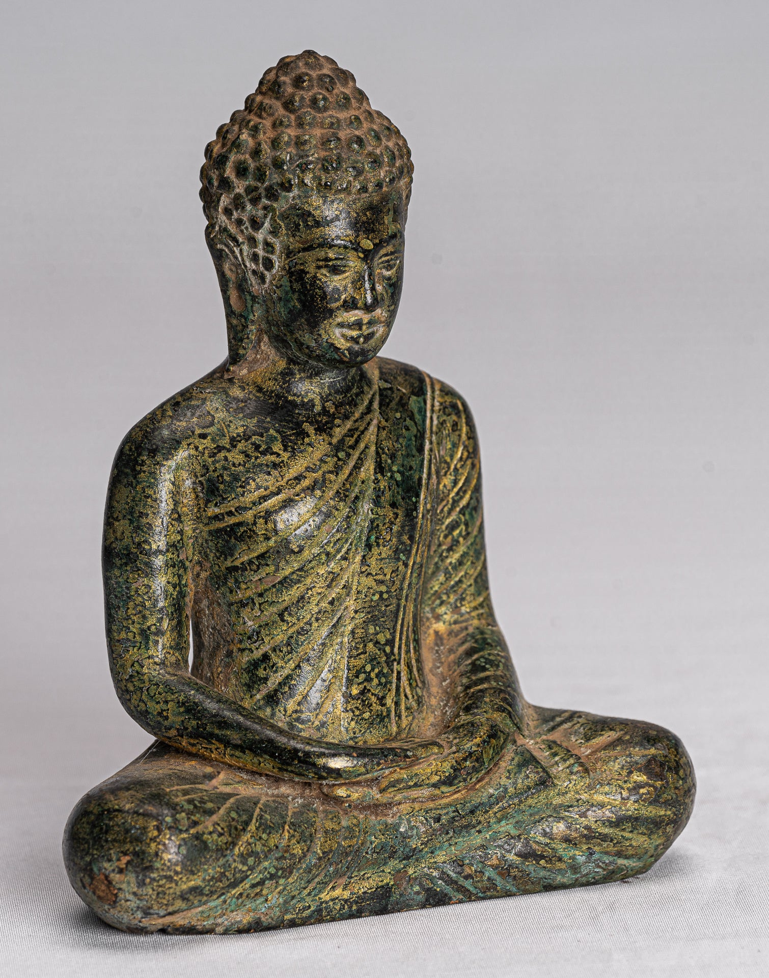Estatua de Buda - Meditación de bronce de estilo jemer antiguo Angkor Buda Estatua -13.5cm/5 "