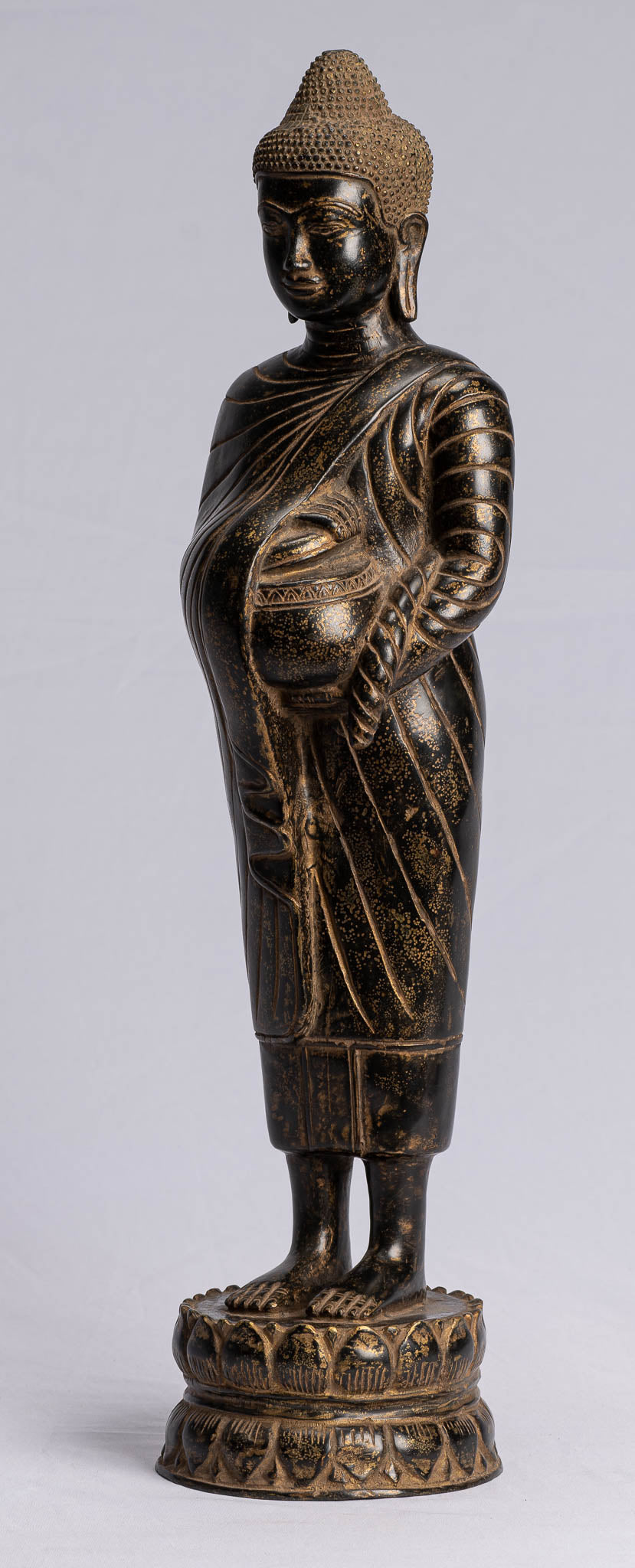 Buddha-Statue – Antik-Bronze im thailändischen Stil, Nächstenliebe und Mitgefühl, Gautama-Buddha-Statue – 49 cm/20 Zoll