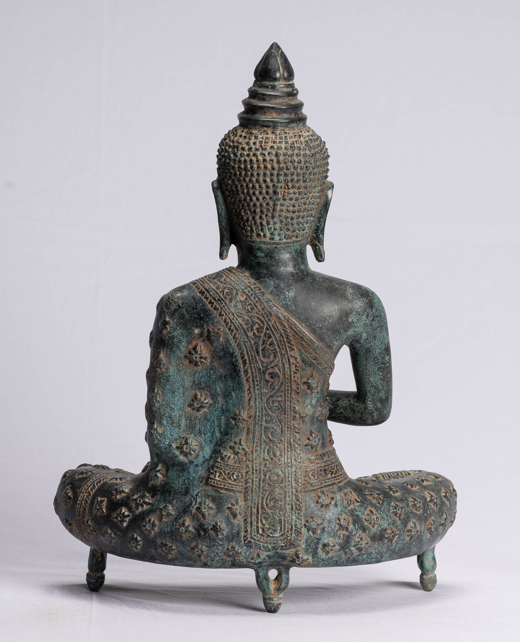 Buddha-Statue – Buddha – sitzender Bronze-Buddha-Statue im antiken Khmer-Stil, der Mudra lehrt – 45 cm