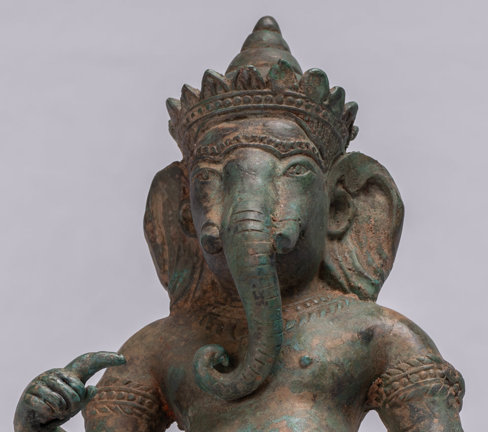 Statue de Ganesha – Statue de Ganesh agenouillée en bronze de style thaïlandais antique – 25 cm.