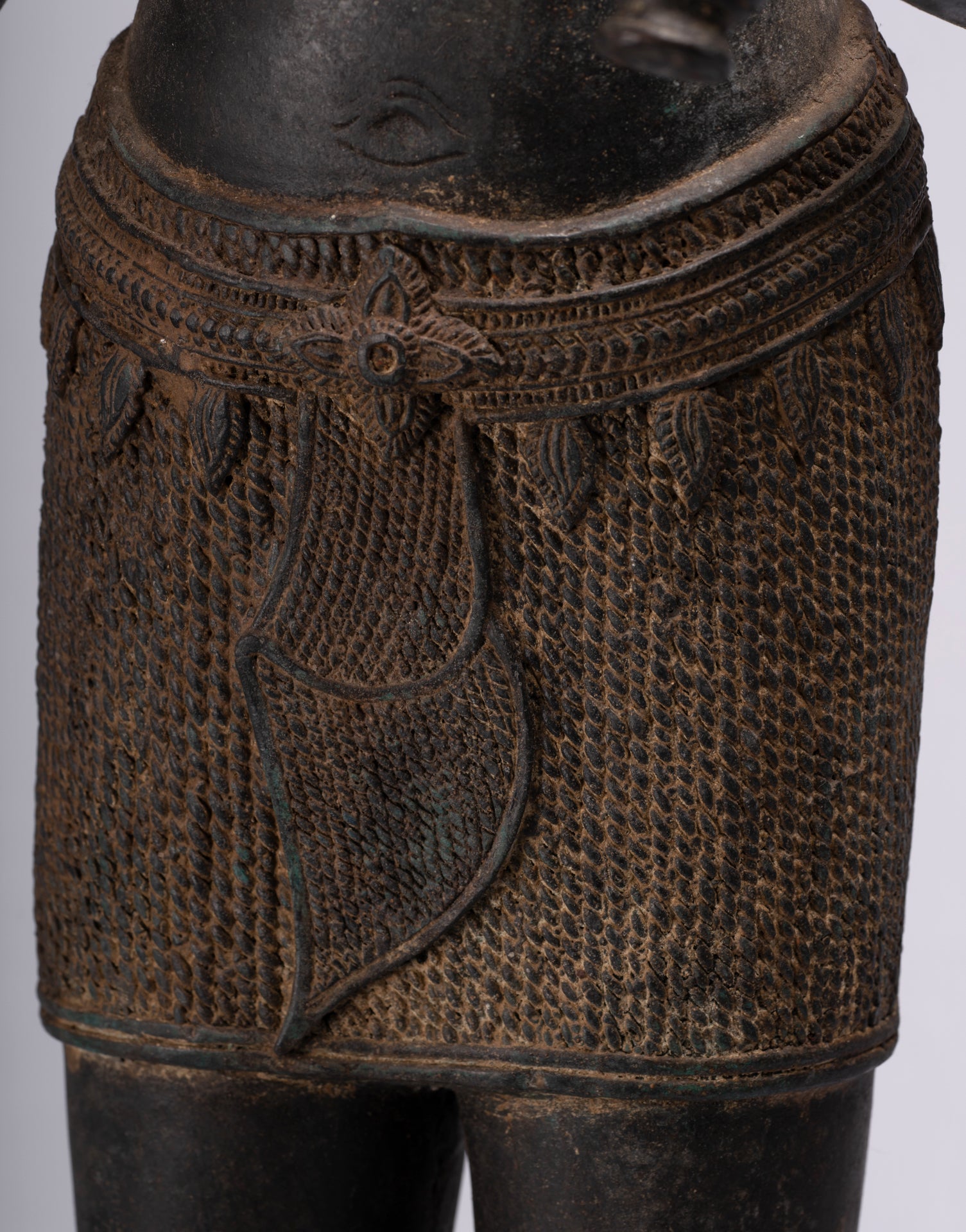 Statue de Brahma - Style Khmer Antique Koh Ker Brahma debout en bronze - Création du Dieu hindou - 97 cm/39"