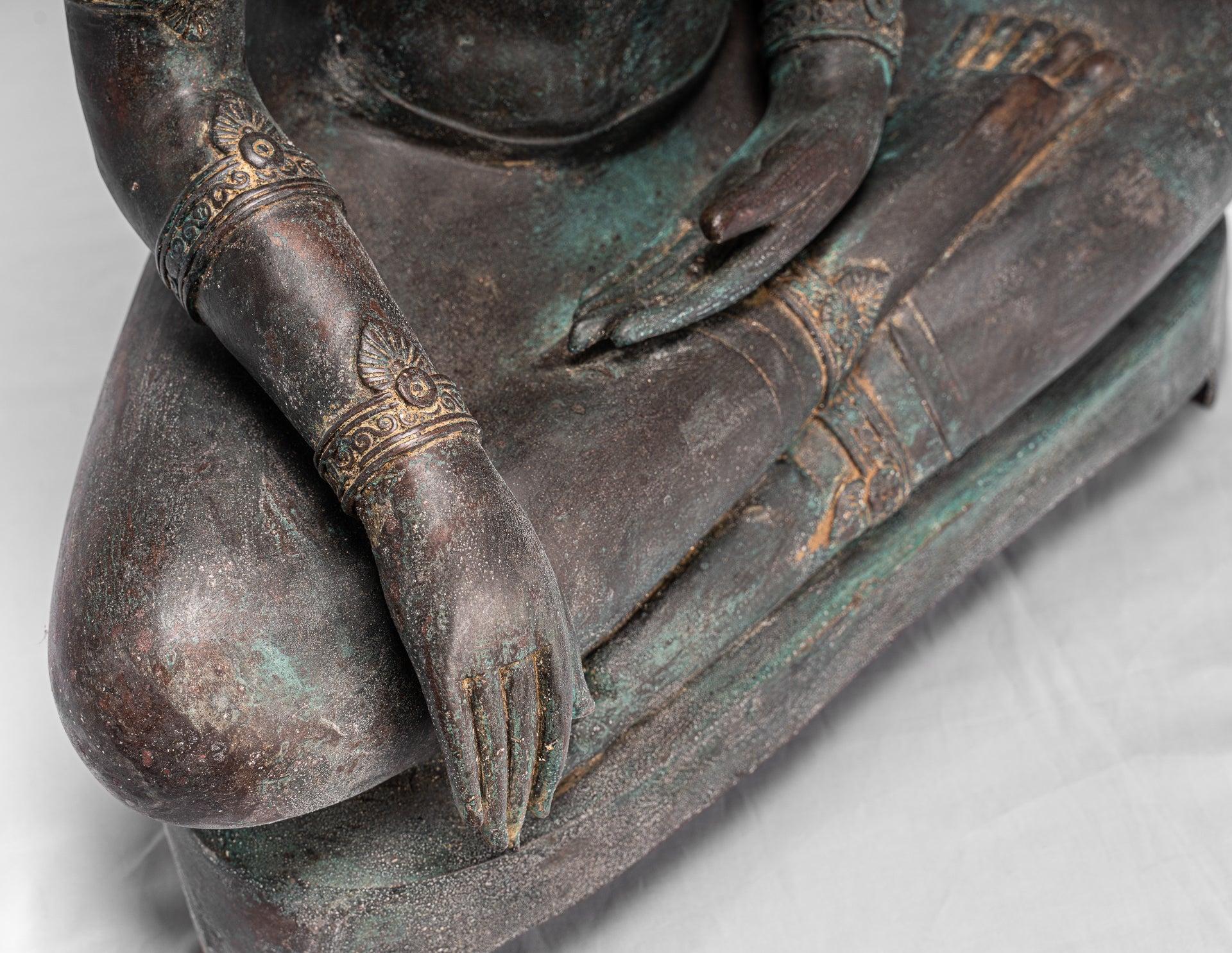 Statue de Bouddha - Statue de Bouddha des Lumières assise d'Ayutthaya de style thaïlandais antique - 74 cm/30"