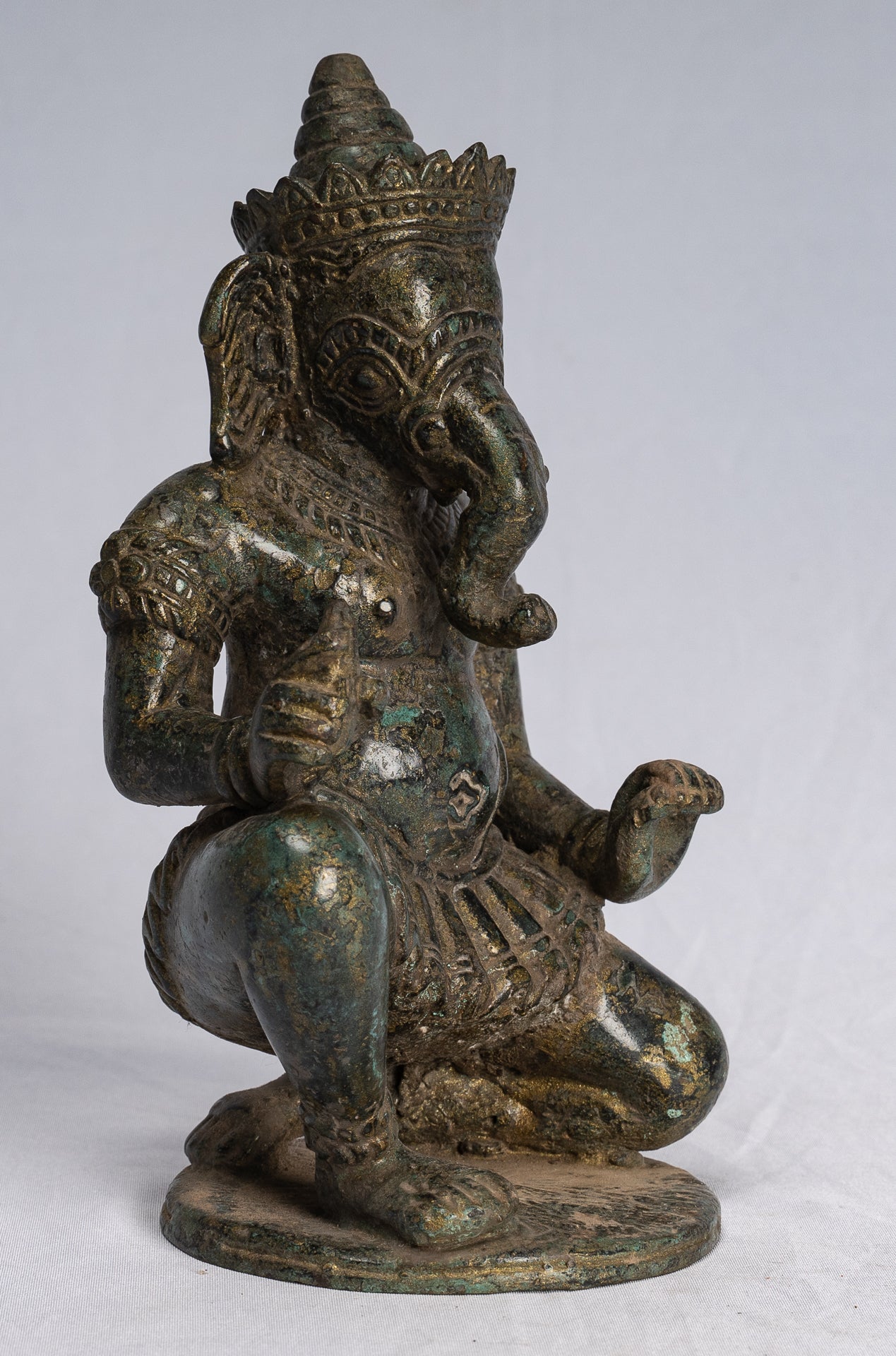 Ganesha Statue - Antique Thai Style Bronze Kneeling Ganesh Statue - 18cm/7"