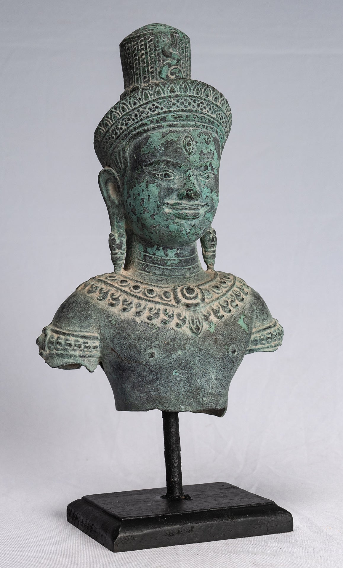 Statue de Shiva - Statue de torse de Shiva de style Khmer antique montée en bronze de style Koh Ker - 26 cm/10"