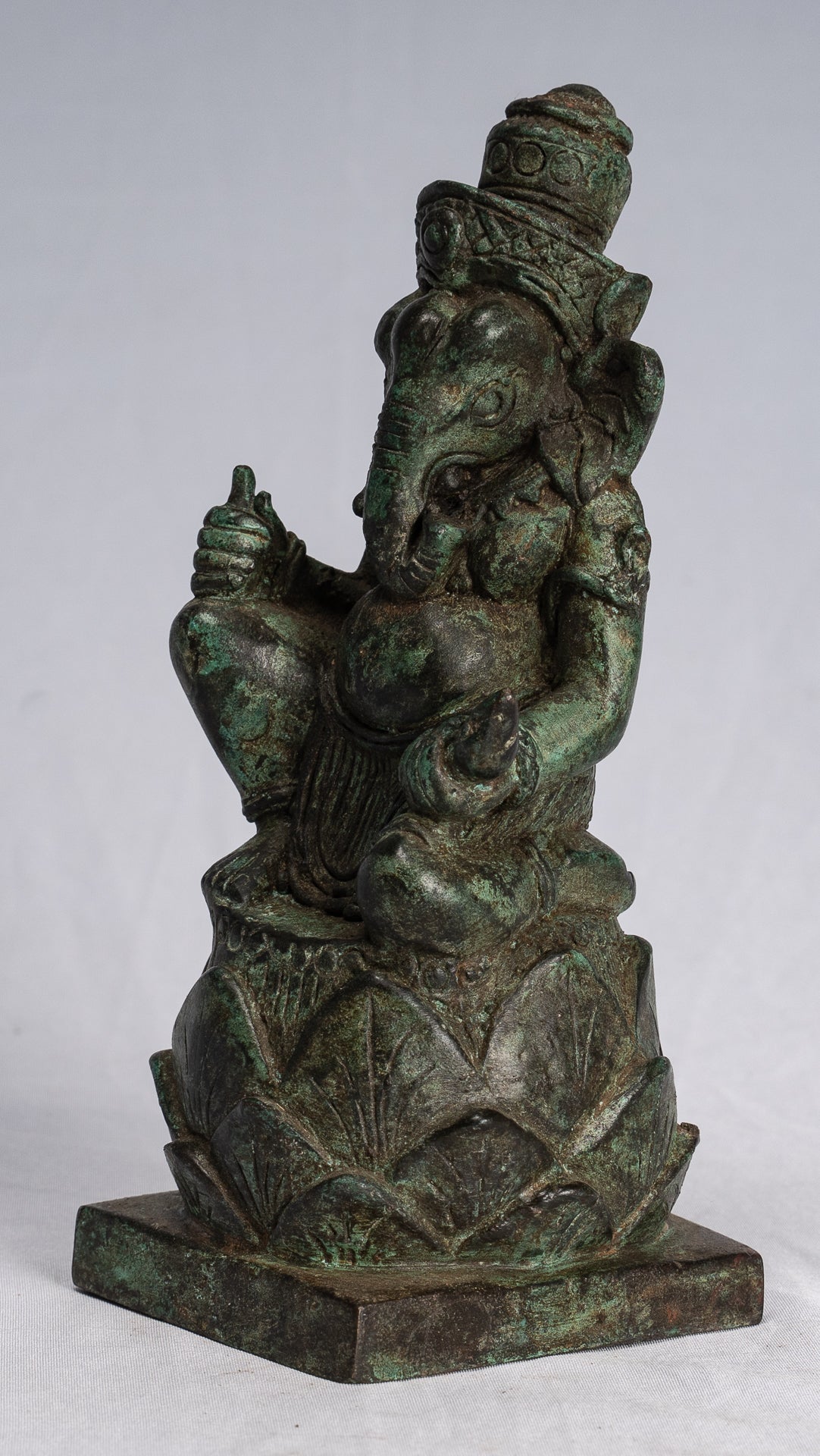 Ganesha Statue - Antique Khmer Style Kneeling Bronze Bayon Ganesh Statue - 17cm/7"