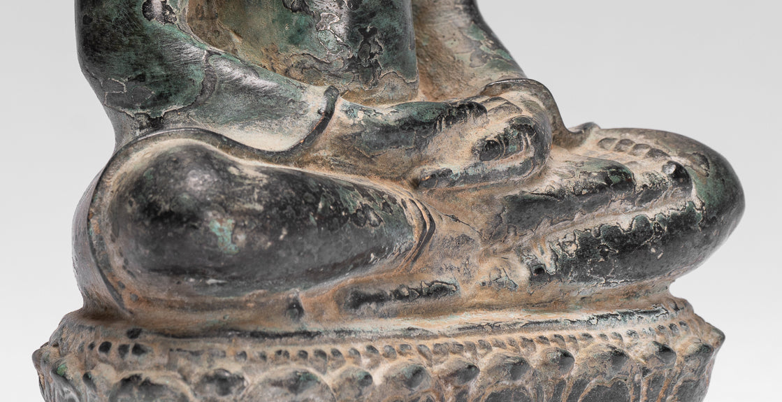 Buddha Statue - Antique Khmer Style Seated Bronze Phnom Da Meditation Buddha Statue - 20cm/8"