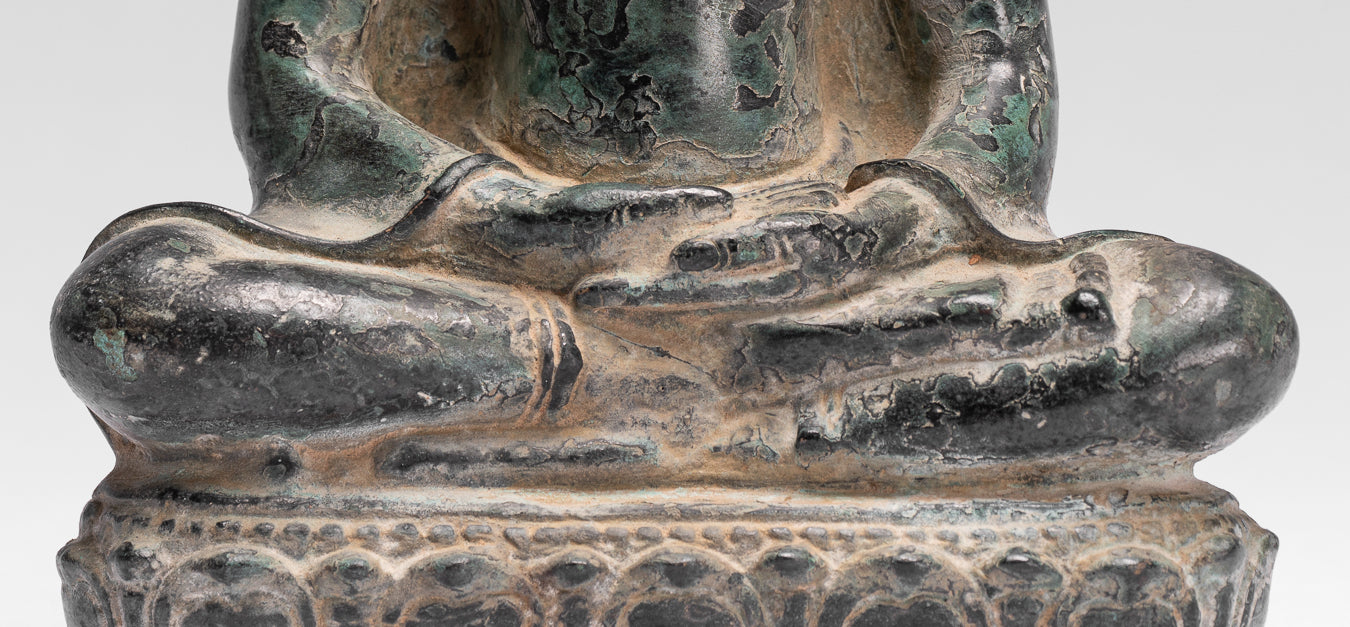 Buddha Statue - Antique Khmer Style Seated Bronze Phnom Da Meditation Buddha Statue - 20cm/8"