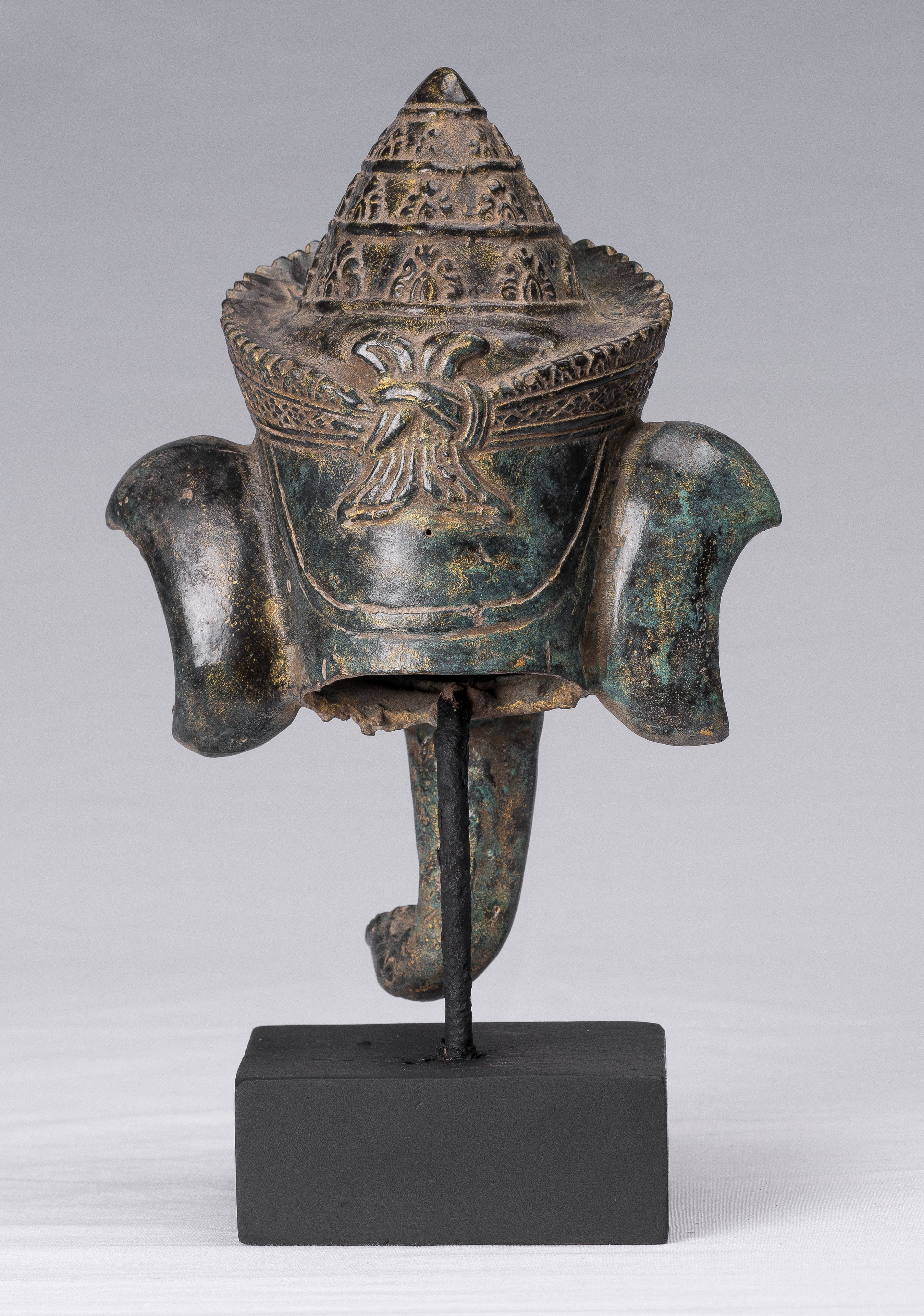 Éléphant – Statue d'éléphant de style Bayon en bronze monté de style khmer antique – 29 cm de haut