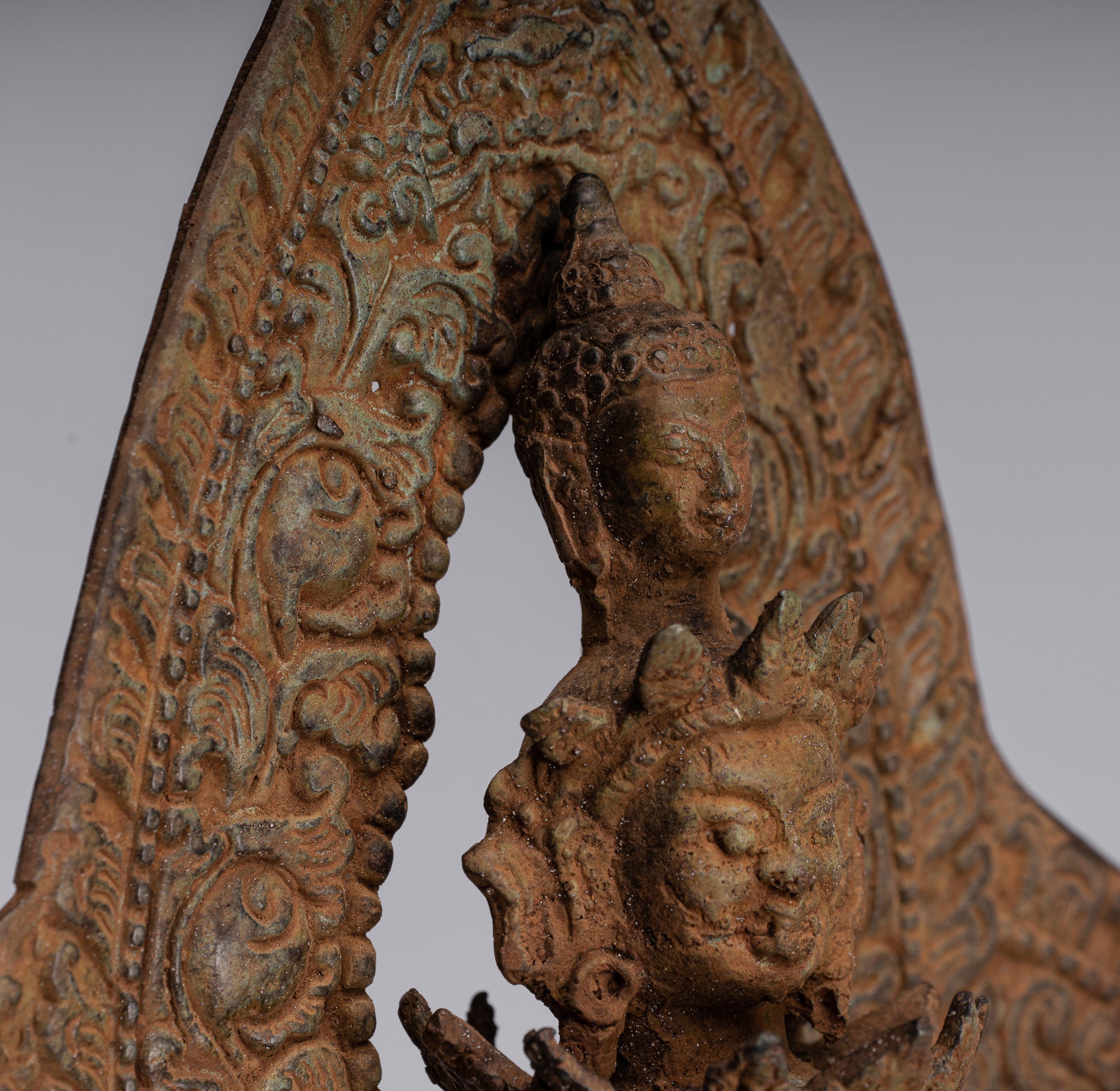 Bodhisattva Statue-Antike Indonesische Stil Javanese 1000 Arm Avaloketishvara Bodhisattva Statue-61cm/24 "