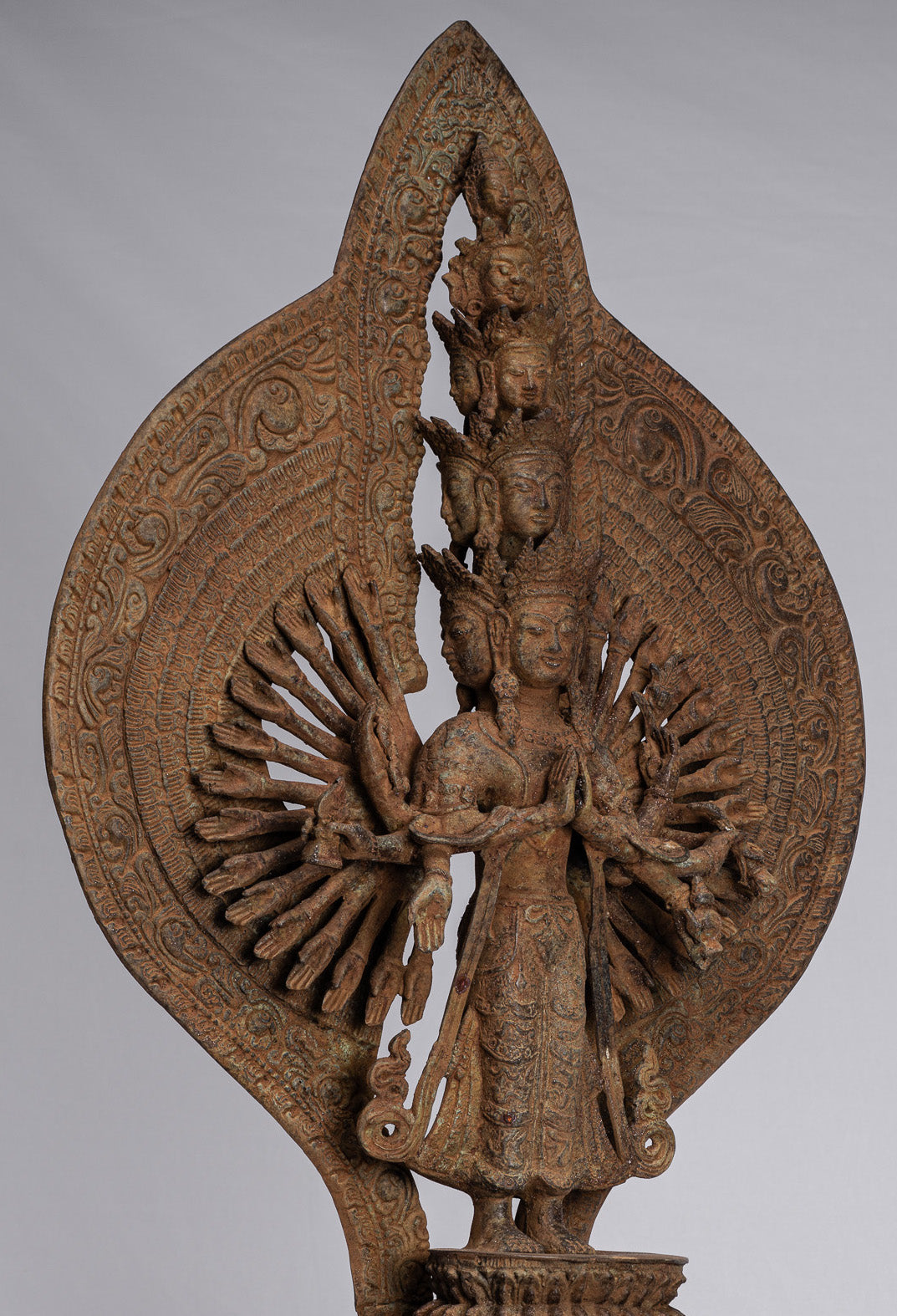 Bodhisattva Statue-Antike Indonesische Stil Javanese 1000 Arm Avaloketishvara Bodhisattva Statue-61cm/24 "