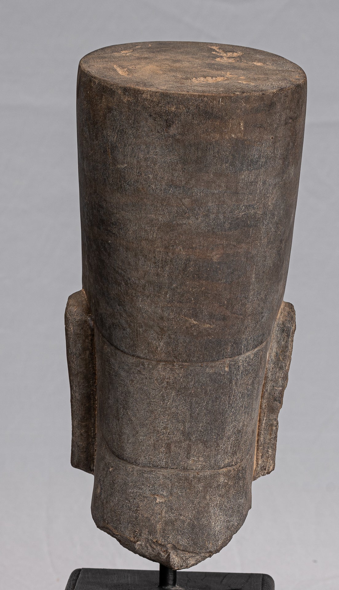 Estatua de Vishnu - Cabezal de Vishnu montado en piedra antiguo de Phnom da - 37 cm/15 "