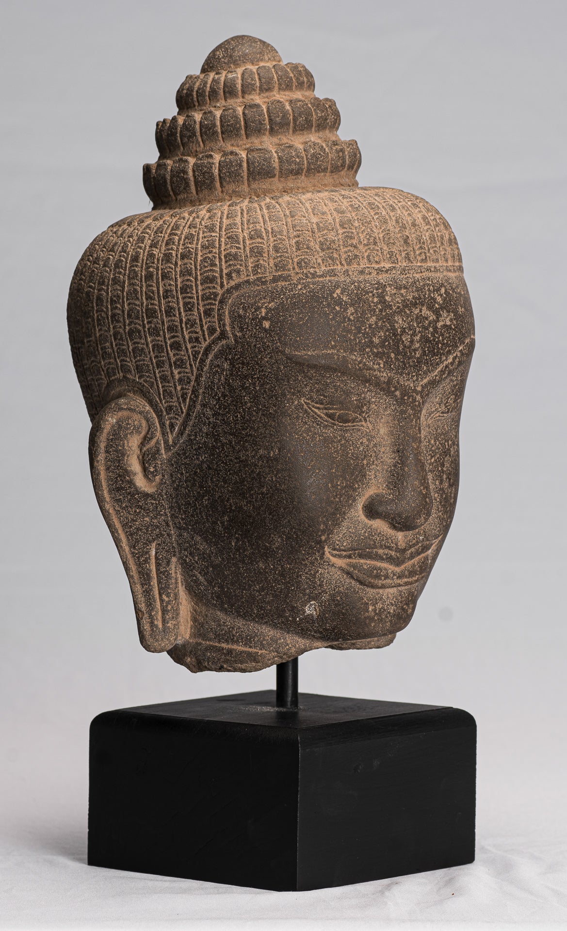 Estatua de Buda - Estatua de la cabeza de Bayón de Bayón Montado de piedra de estilo jemer de estilo jemer - 42cm/17 "