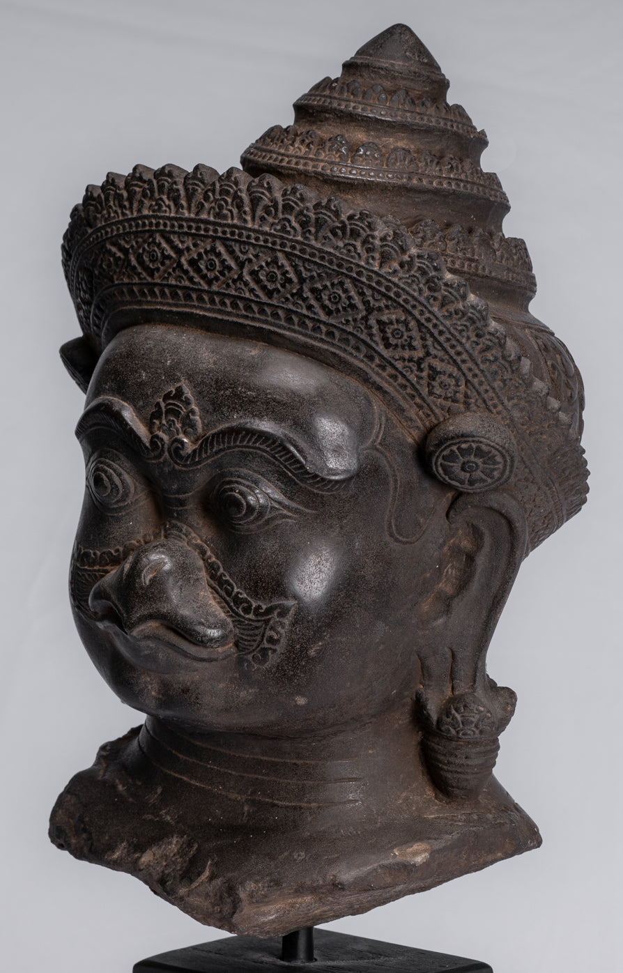 Garuda Statue - Antique Banteay Srei Style Stone Khmer Garuda Vishnu Statue - 46cm/18"