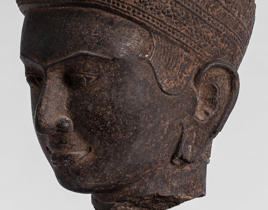 Buddha Statue - Antique Angkor Wat Style Stone Mounted Khmer Buddha Head - 42cm / 17"