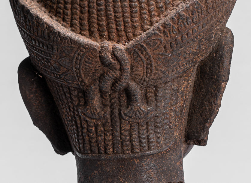 Buddha Statue - Antique Angkor Wat Style Stone Mounted Khmer Buddha Head - 42cm / 17"