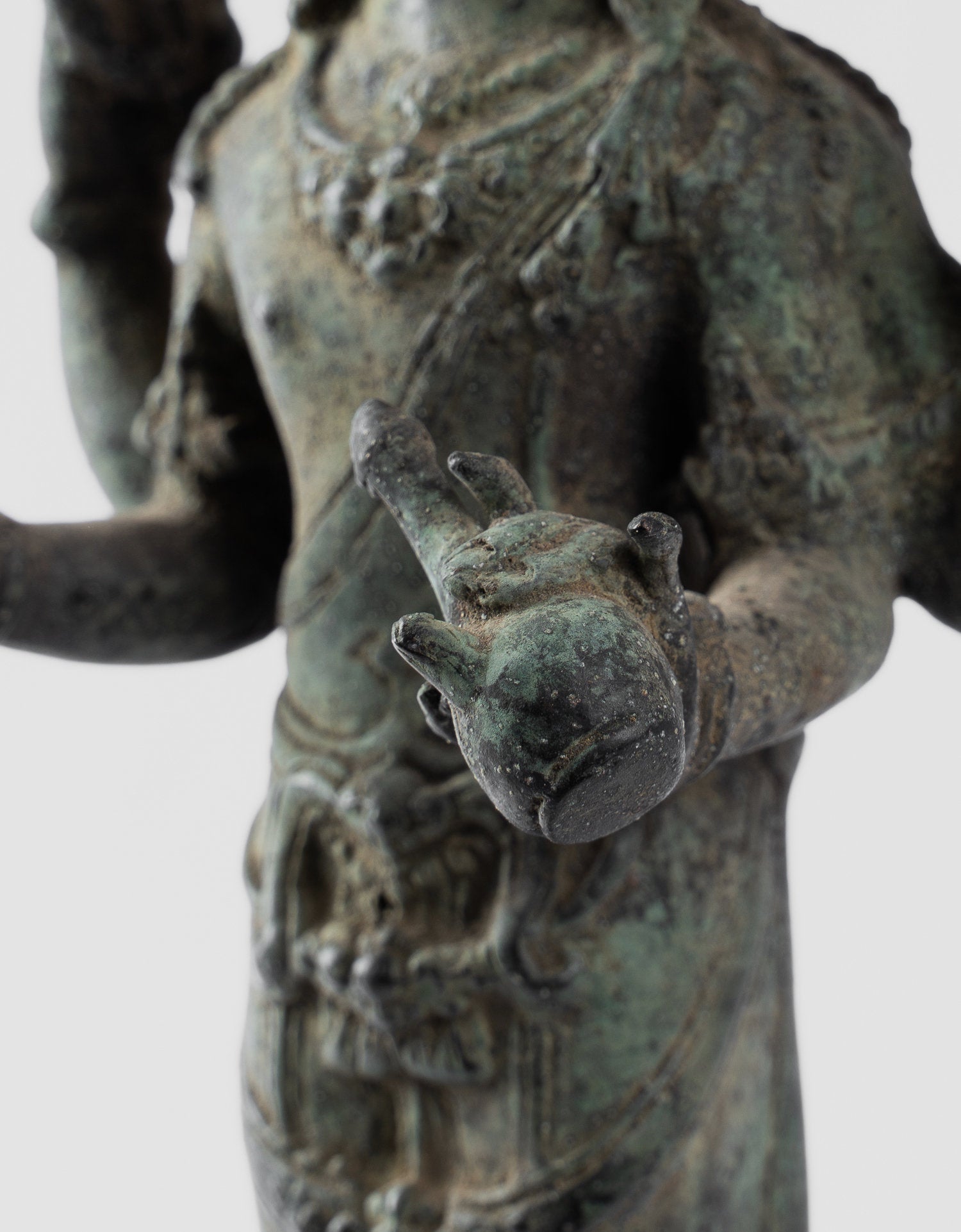 Estatua de Vishnu - Estatua de bronce de alumno de estilo Java antiguo de Java - 31cm