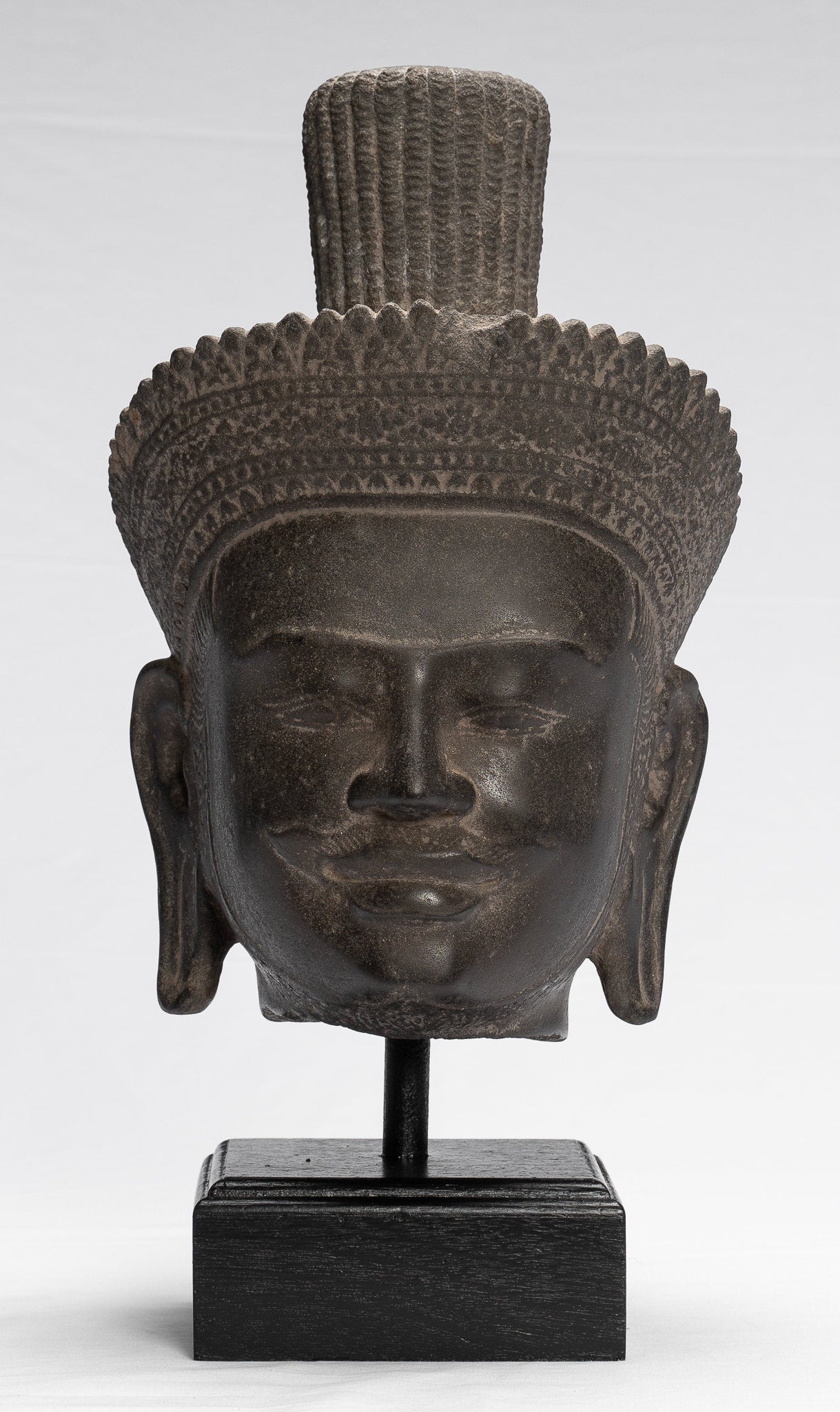 Estatua de Vishnu - Cabezal de Khmer Vishnu montado en piedra antiguo Koh Ker - 37cm / 15 "