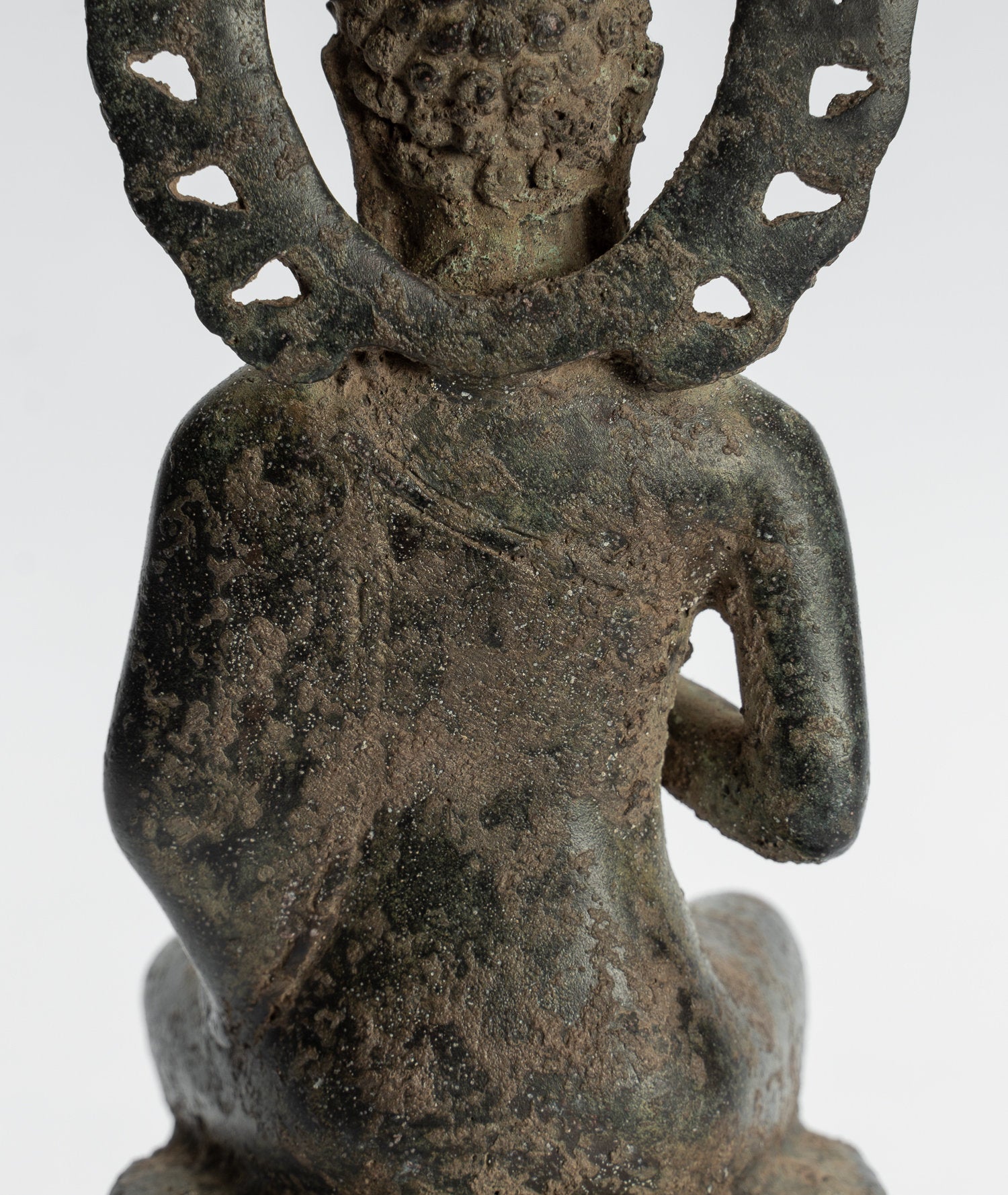 Statua di Buddha - Antique in stile indonesiano seduto in bronzo giavanese predica Buddha - 18 cm/7 "