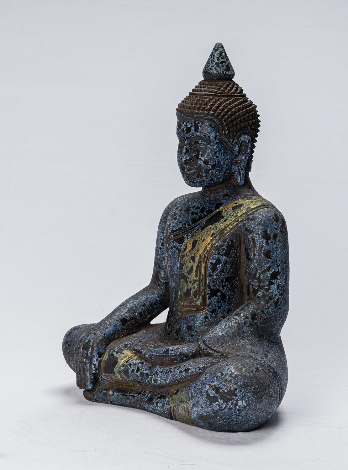 Buddha-Statue - Antiker Khmer-Stil Südostasien, sitzende Erleuchtungs-Buddha-Statue aus Holz - 39 cm