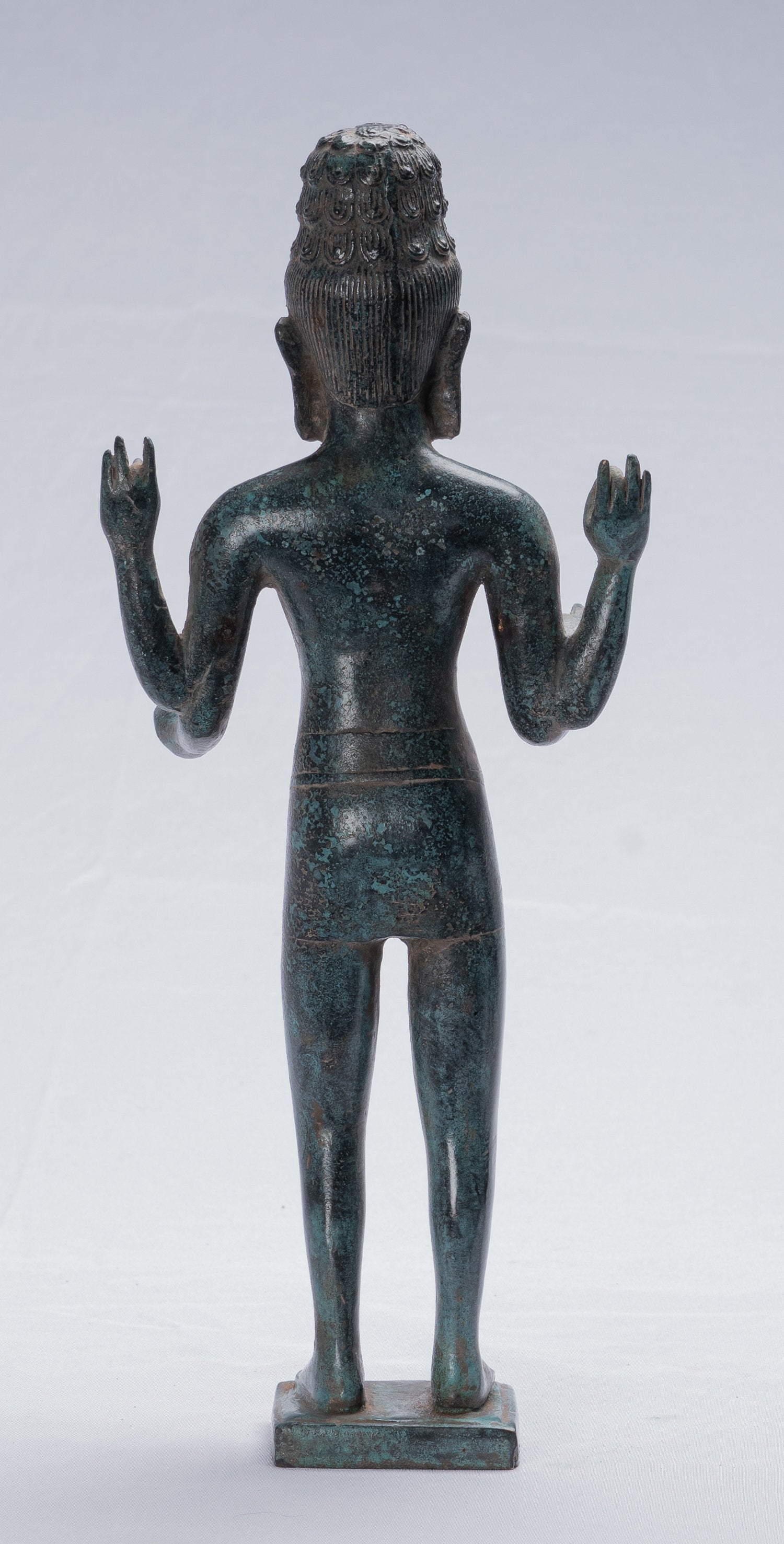 Lokeshvara-Skulptur – antike Khmer-Lokeshvara-Statue aus Bronze im Bayon-Stil – 33 cm.