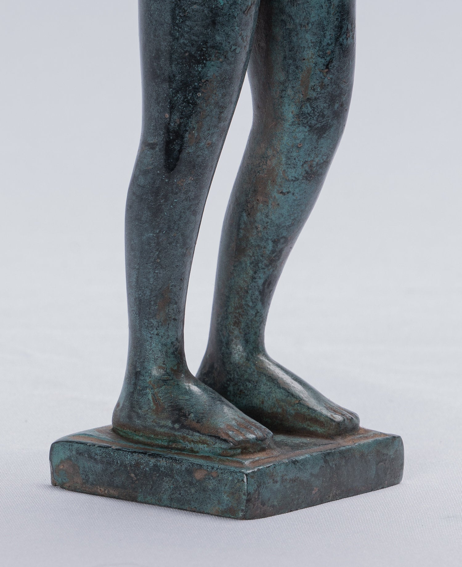 Lokeshvara-Skulptur – antike Khmer-Lokeshvara-Statue aus Bronze im Bayon-Stil – 33 cm.