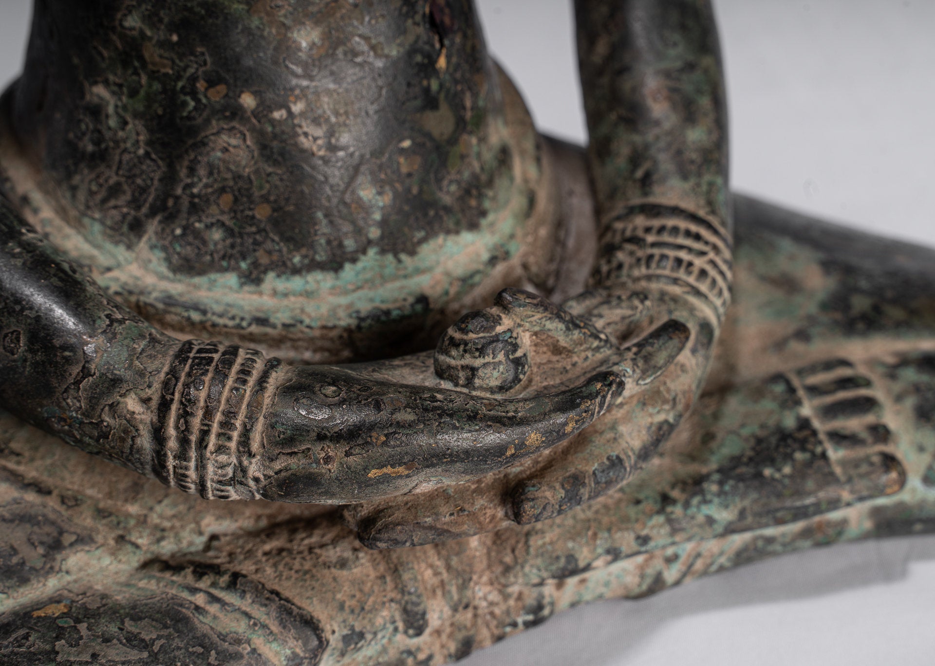 Estatua de Buda - Estatua de Buda de Meditación Amitbha de Bronce Antique Khmer - 34 cm/14 "