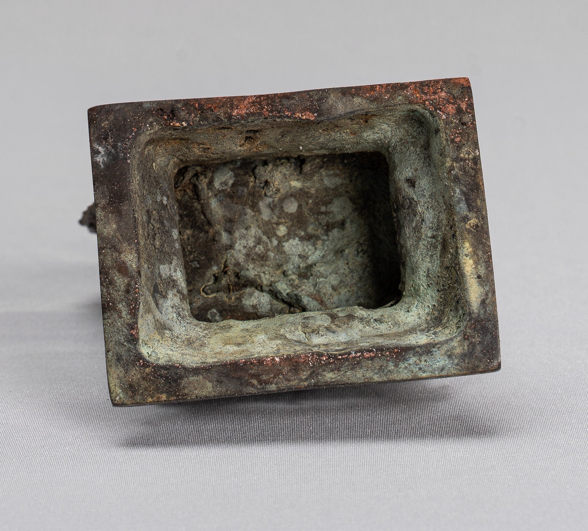 Estatua de Tara - Estatua de Bronce Devi Tara de Bronce Devi Sentada de Majapahit de Java - 14cm/6 "