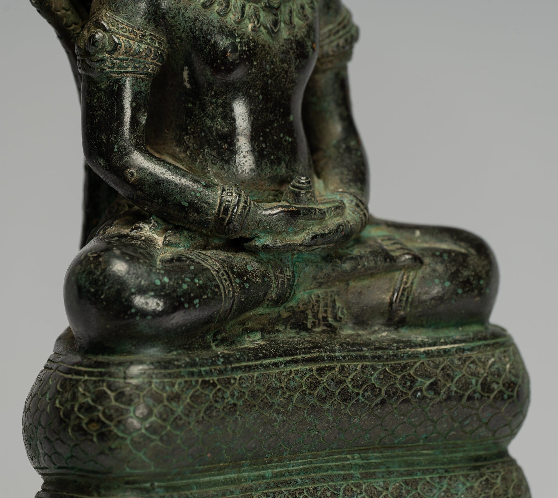 Statua Buddha - Antique Bayon in stile bayon khmer seduto in bronzo naga meditazione Buddha - 44 cm/18 "